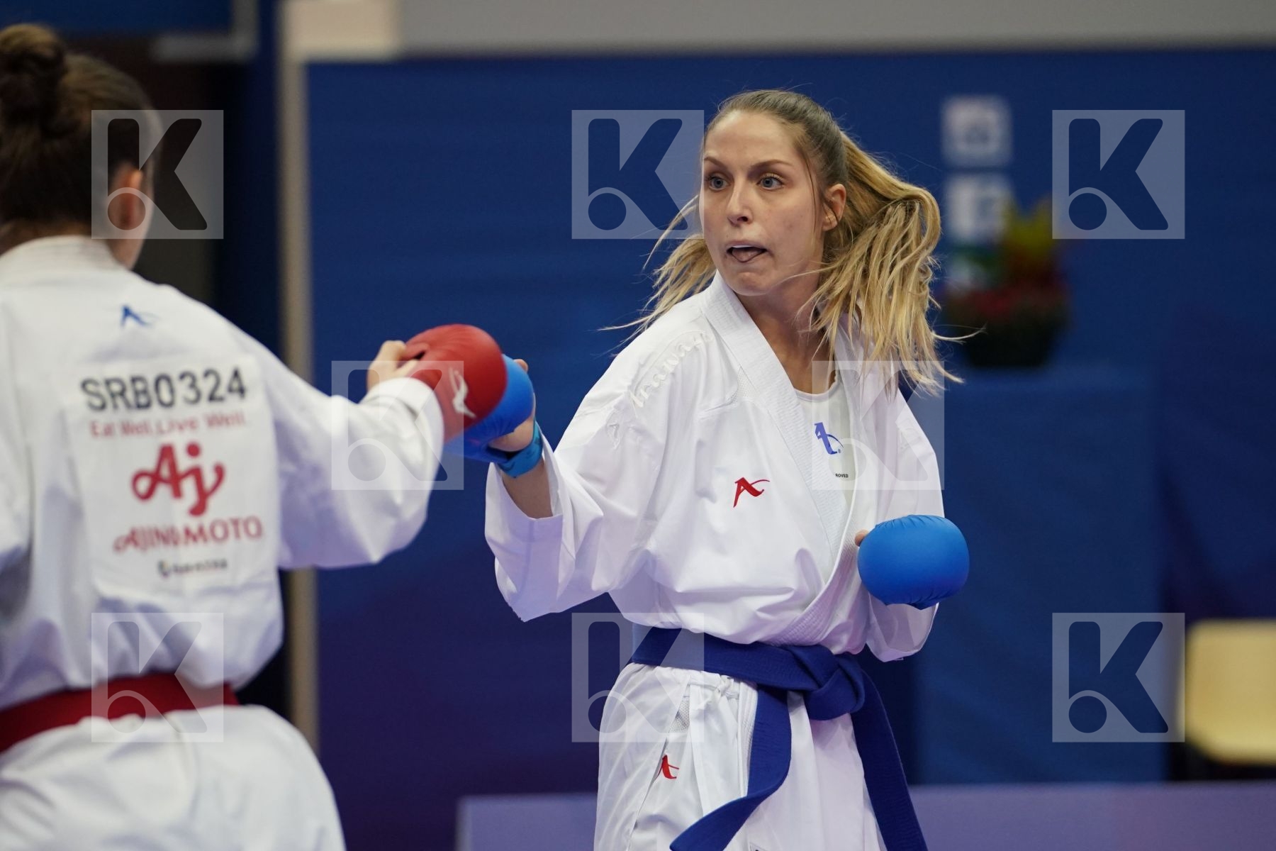 VASOVIC ANDRIJANA (SERBIA) vs SIVERT LAURA (FRANCE) in Senior Kumite Ð 61 Kg - Bronze bout