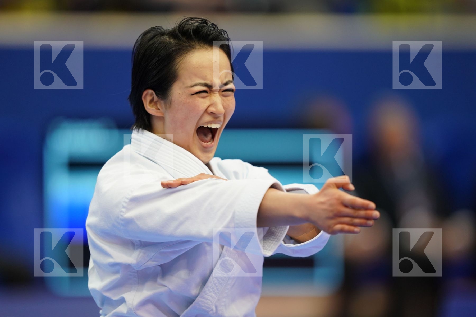 SHIMIZU KIYOU (JAPAN) in Senior Female Kata - Gold bout