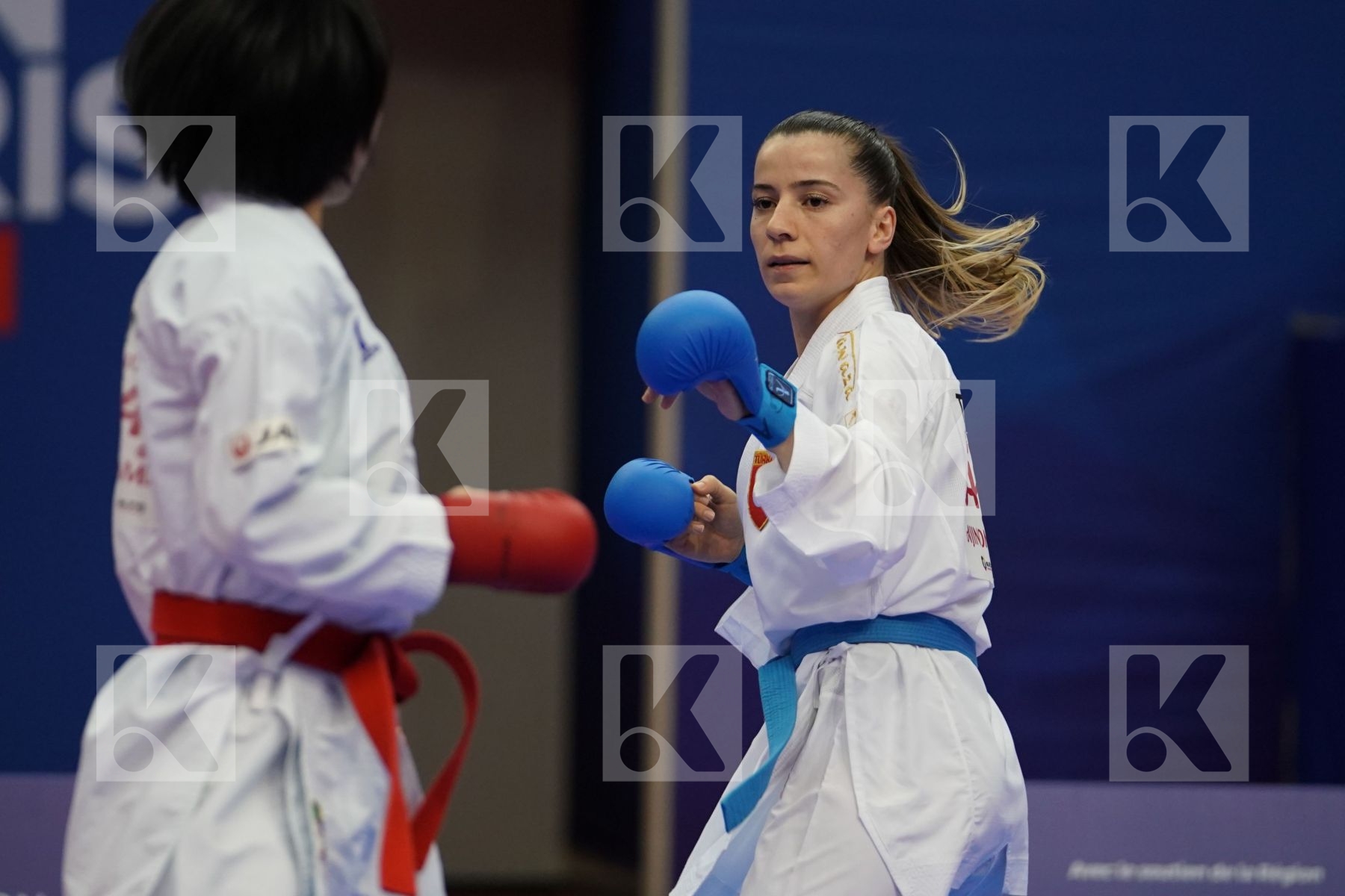 MIYAHARA MIHO (JAPAN) vs OZCELIK ARAPOGLU SERAP (TURKEY) in Senior Kumite -50 Kg - Gold bout