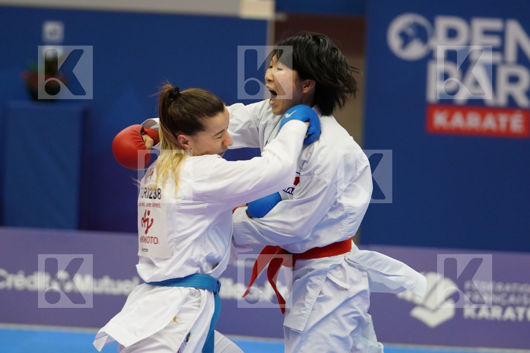 MIYAHARA MIHO (JAPAN) vs OZCELIK ARAPOGLU SERAP (TURKEY) in Senior Kumite -50 Kg - Gold bout
