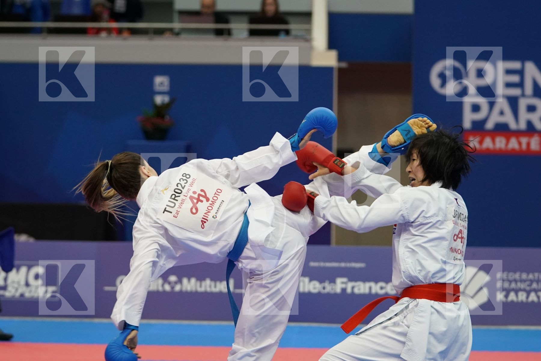 MIYAHARA MIHO (JAPAN) vs OZCELIK ARAPOGLU SERAP (TURKEY) in Senior Kumite -50 Kg - Gold bout