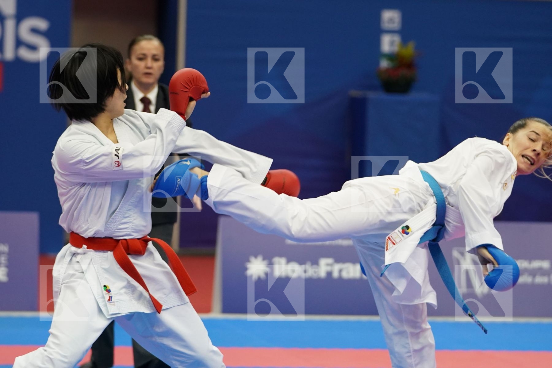 MIYAHARA MIHO (JAPAN) vs OZCELIK ARAPOGLU SERAP (TURKEY) in Senior Kumite -50 Kg - Gold bout