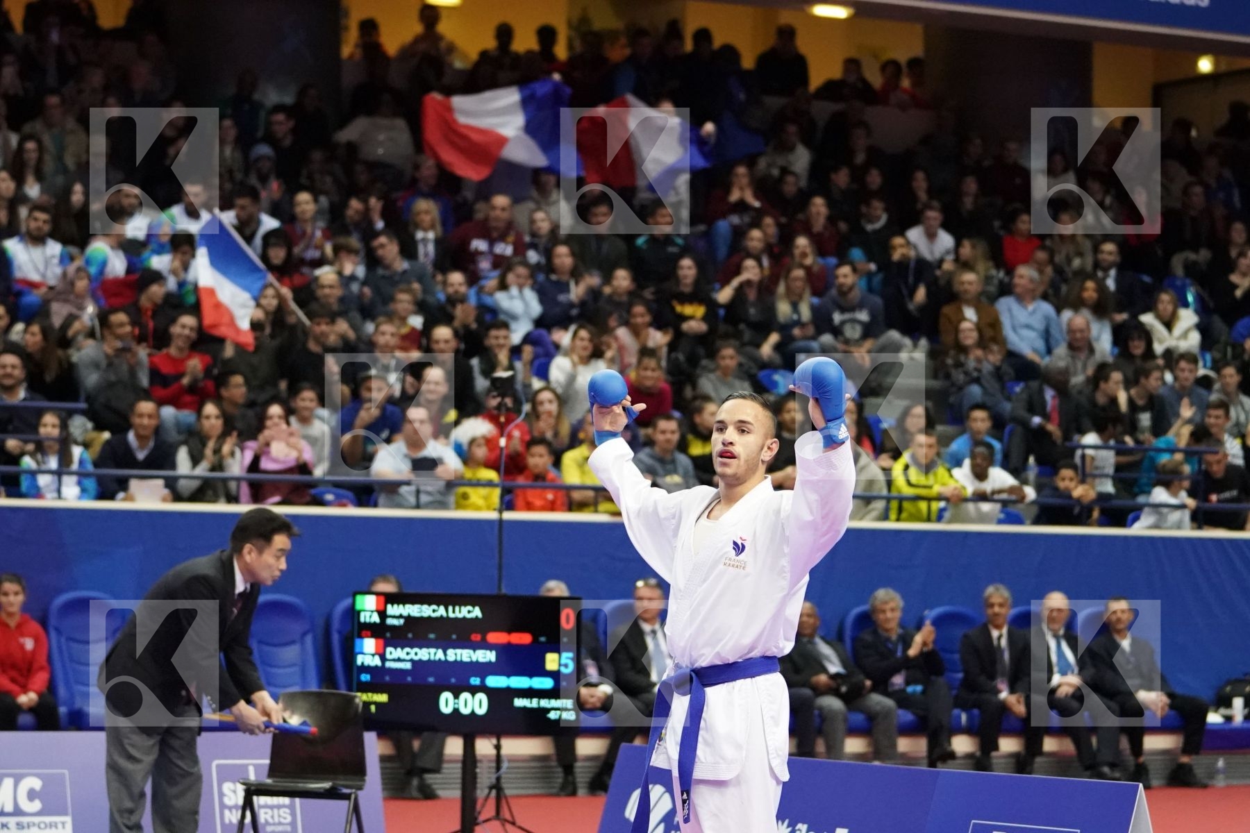 MAROCCOESCA LUCA (ITALY) vs DACOSTA STEVEN (FRANCE) in Senior Kumite -67 Kg - Gold bout