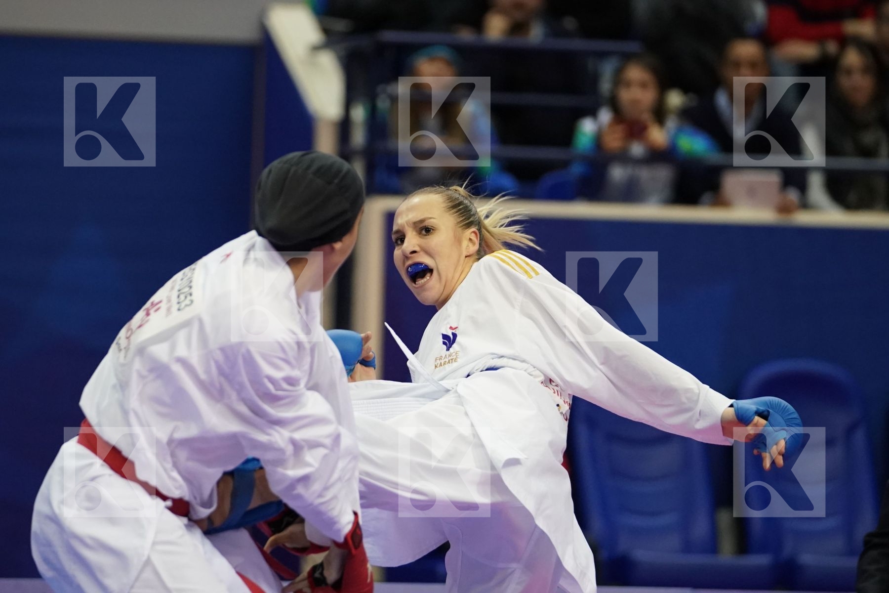 LOTFY GIANA (EGYPT) vs PHILIPPE GWENDOLINE (FRANCE) in Senior Kumite Ð 61 Kg - Gold bout