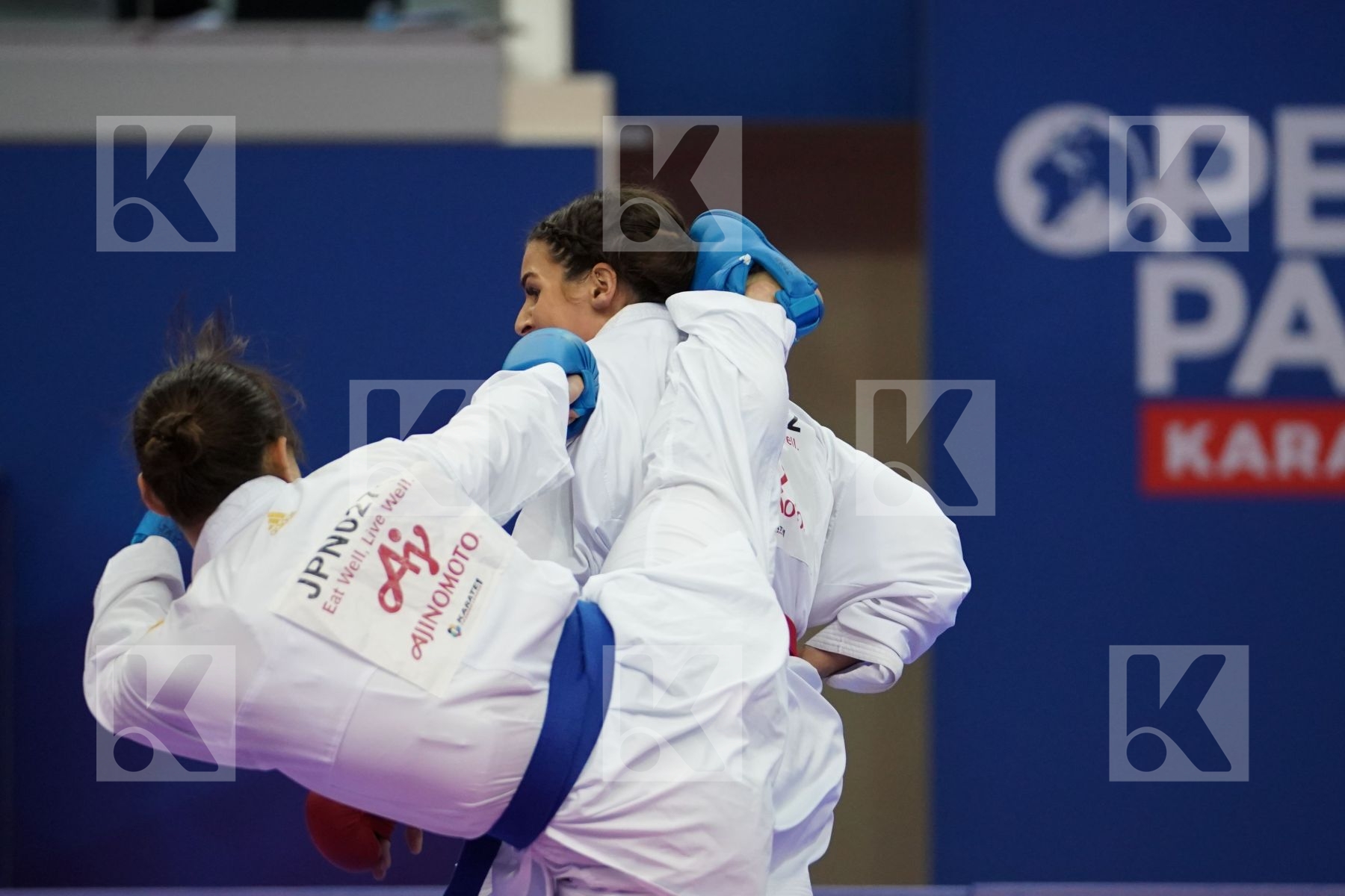 GARCIA NANCY (FRANCE) vs UEKUSA AYUMI (JAPAN) in Senior Kumite 68+ Kg - Gold bout