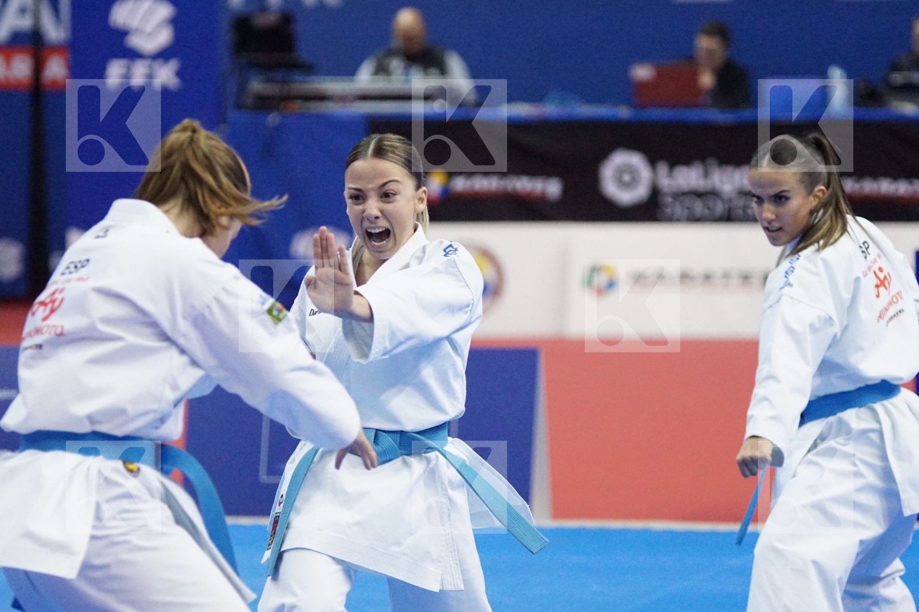 Italy vs. Spain in Female Team Kata - Gold match