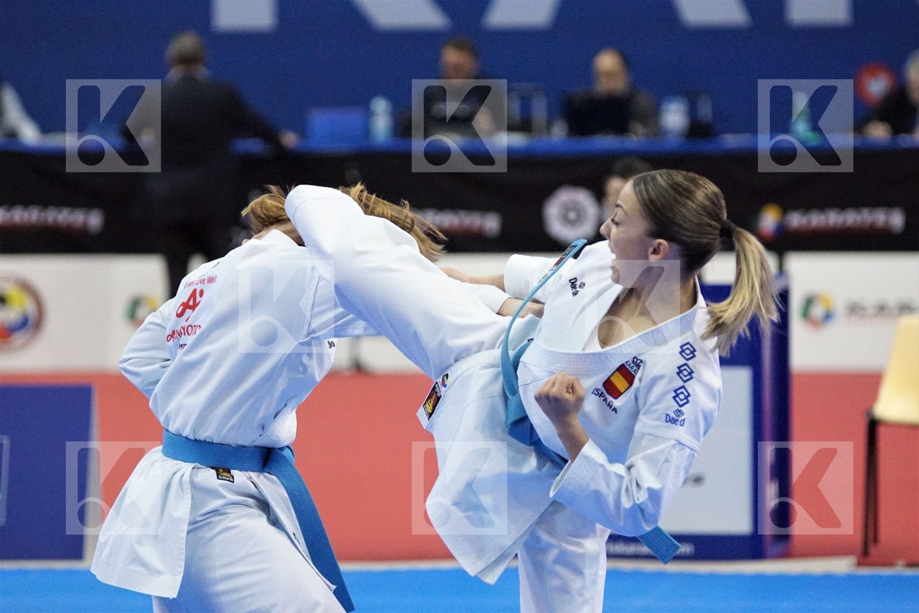 Italy vs. Spain in Female Team Kata - Gold match