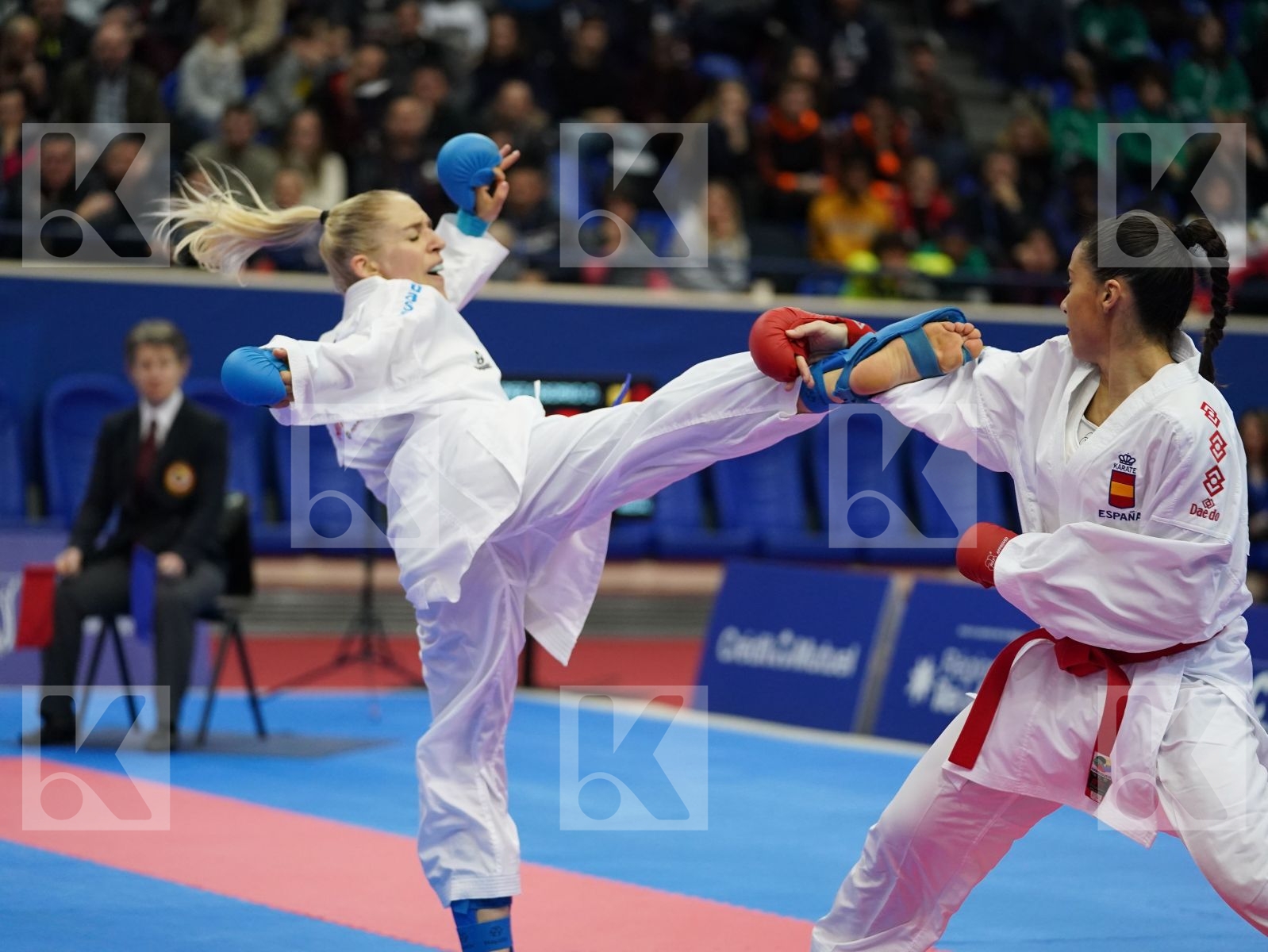 FERNANDEZ OSORIO CARLOTA (ESP) vs MESSERSCHMIDT JANA (GER) in Senior Kumite -55 Kg - Bronze bout