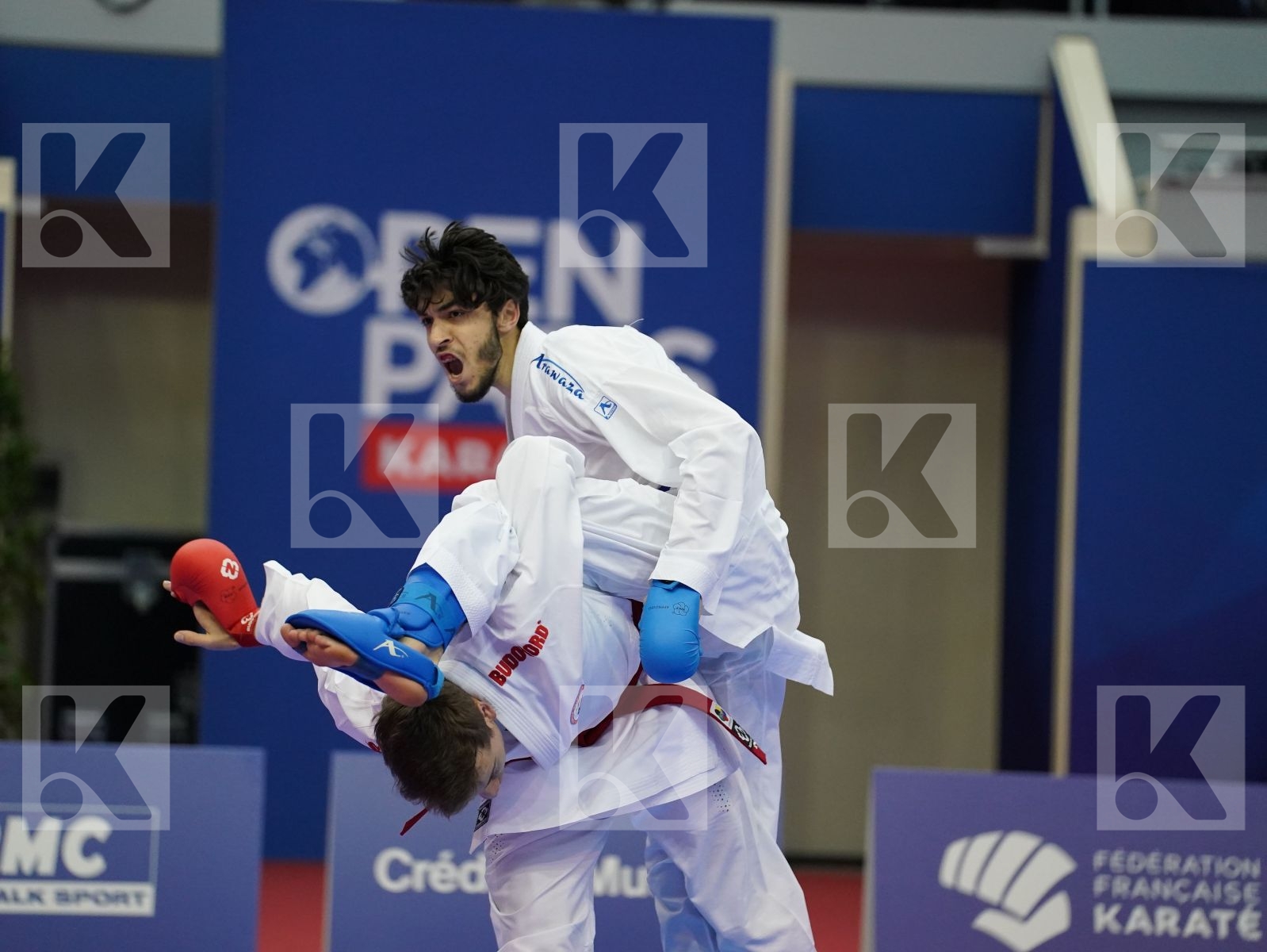 VELOZO CAMILO (CHILE) vs LAMOTTE YANIS (FRANCE) in Senior Kumite -67 Kg - Bronze bout