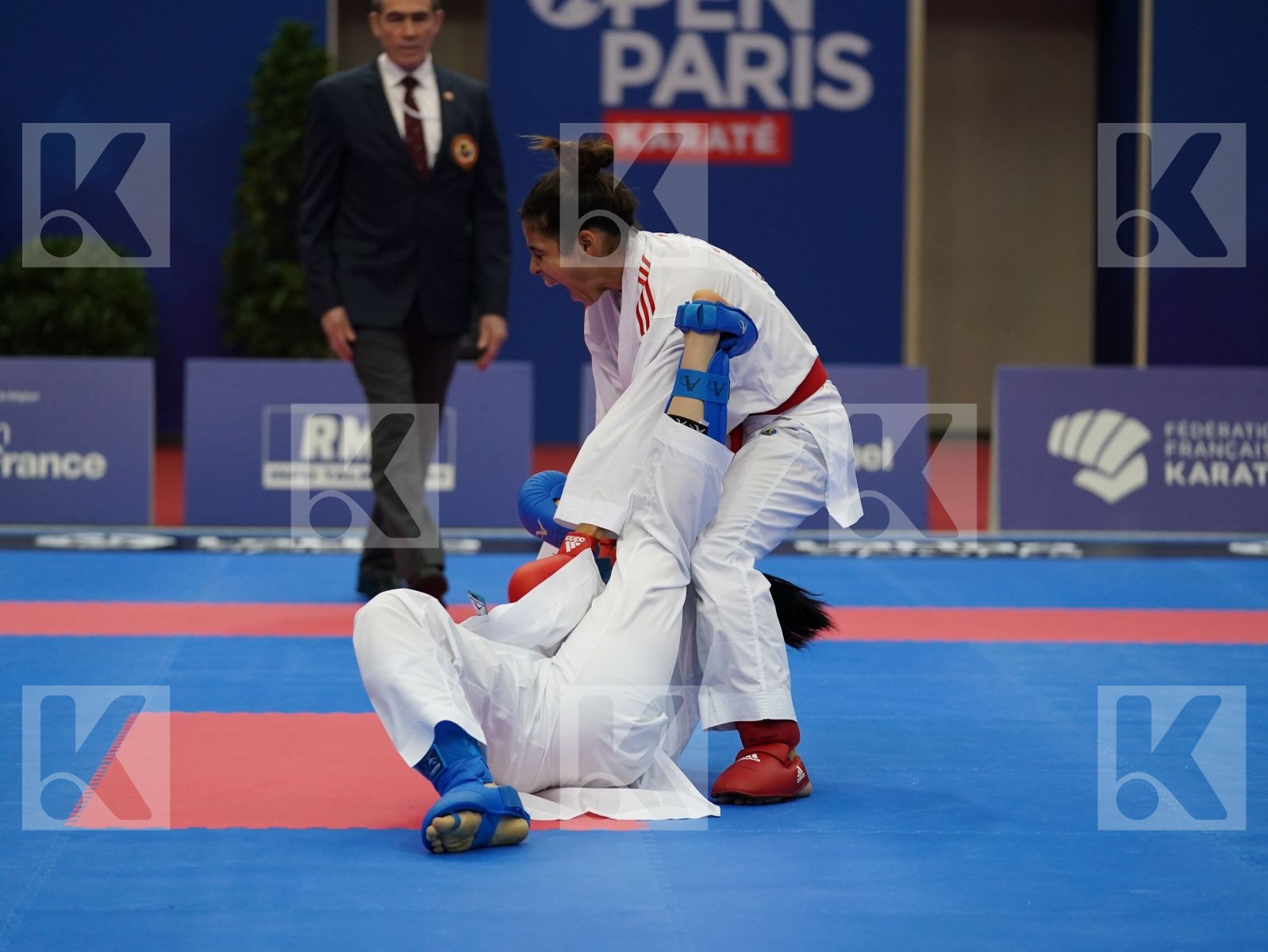 HEURTAULT LEILA (FRANCE) vs MIRZAEVA BARNO (UZBEKISTAN) in Senior Kumite -61 Kg - Bronze bout