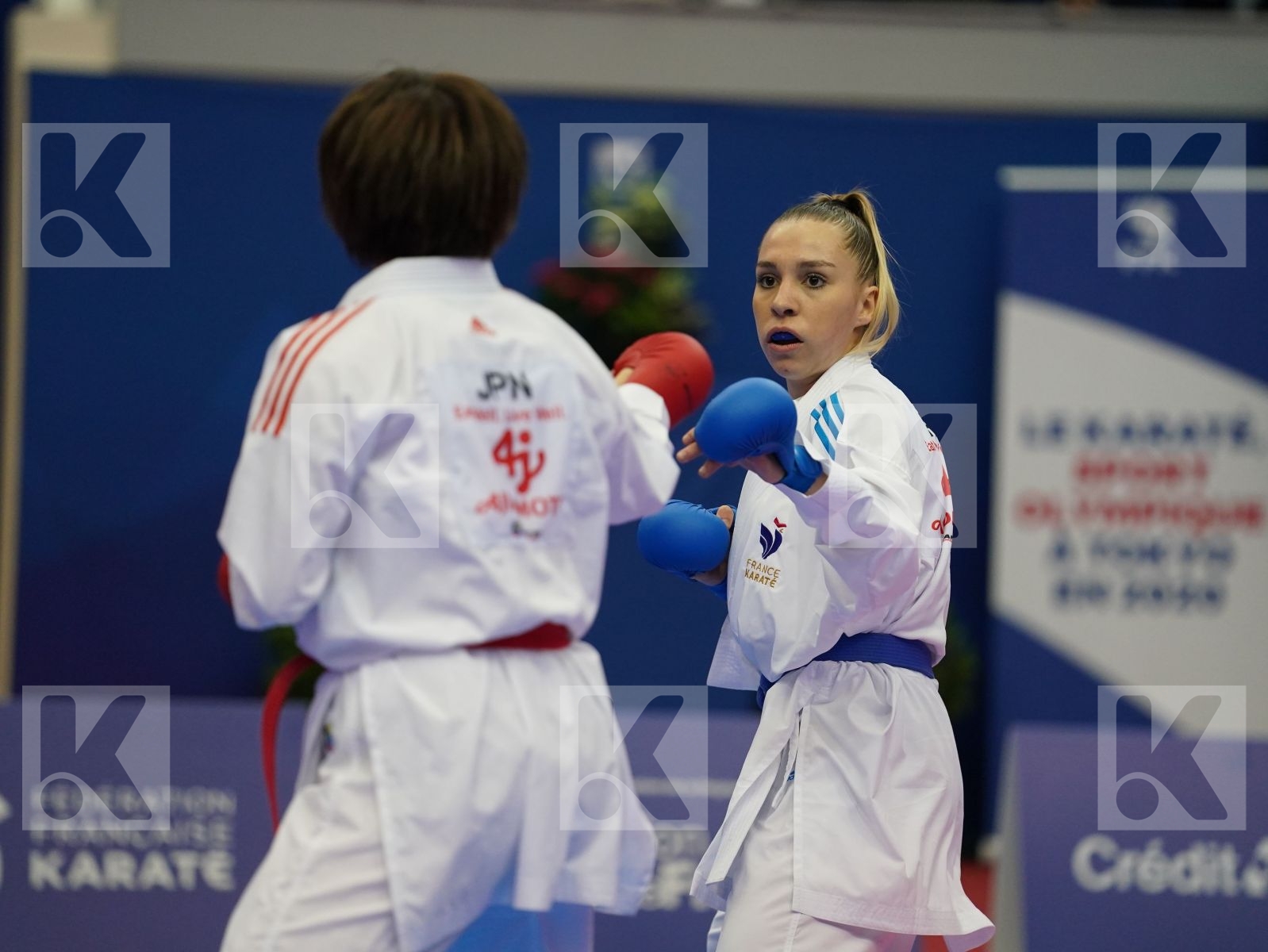 MORIGUCHI AYAMI (JAPAN) vs PHILIPPE GWENDOLINE (FRANCE) in Senior Kumite -61 Kg - Bronze bout