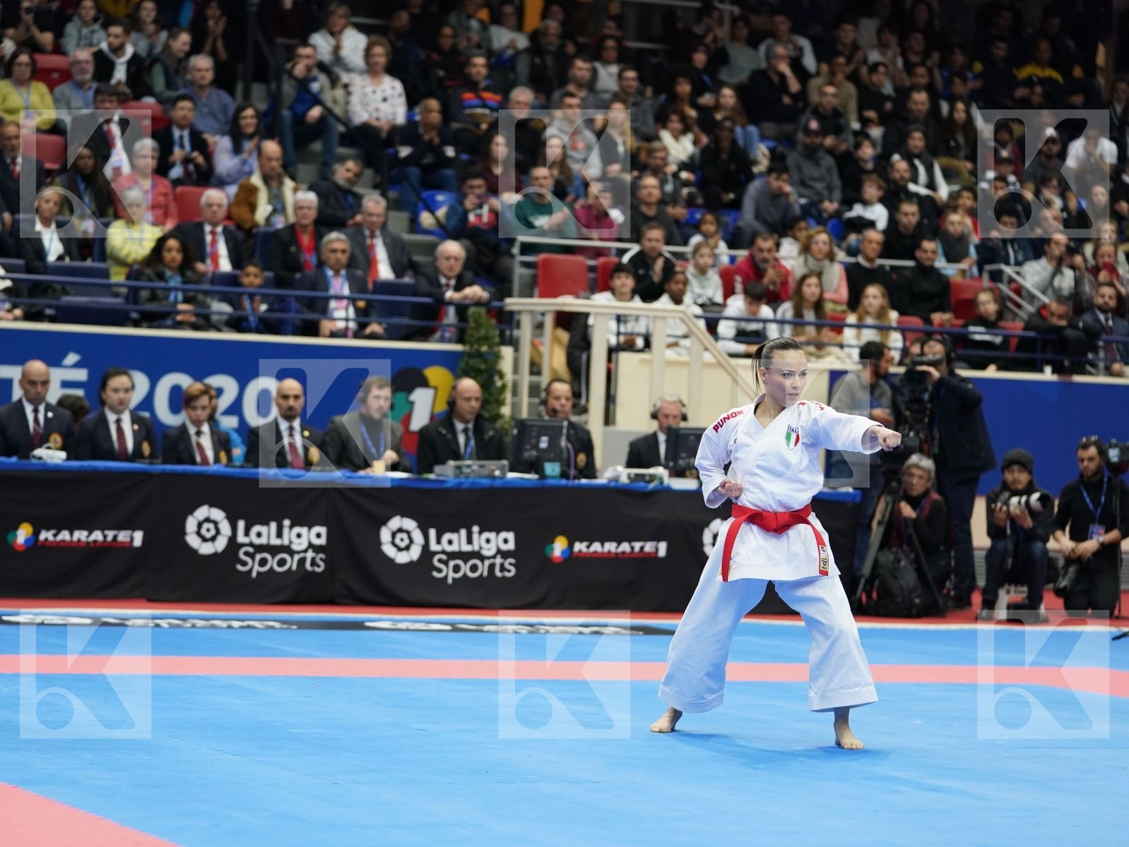 BOTTARO VIVIANA (ITALY) in Senior Female Kata - Gold bout