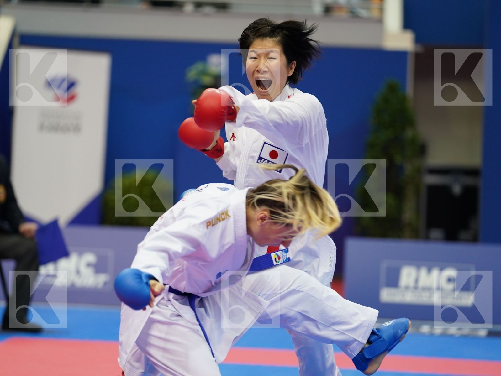 MIYAHARA MIHO (JAPAN) vs OZCELIK ARAPOGLU SERAP (TURKEY) in Senior Kumite -50 Kg - Gold bout