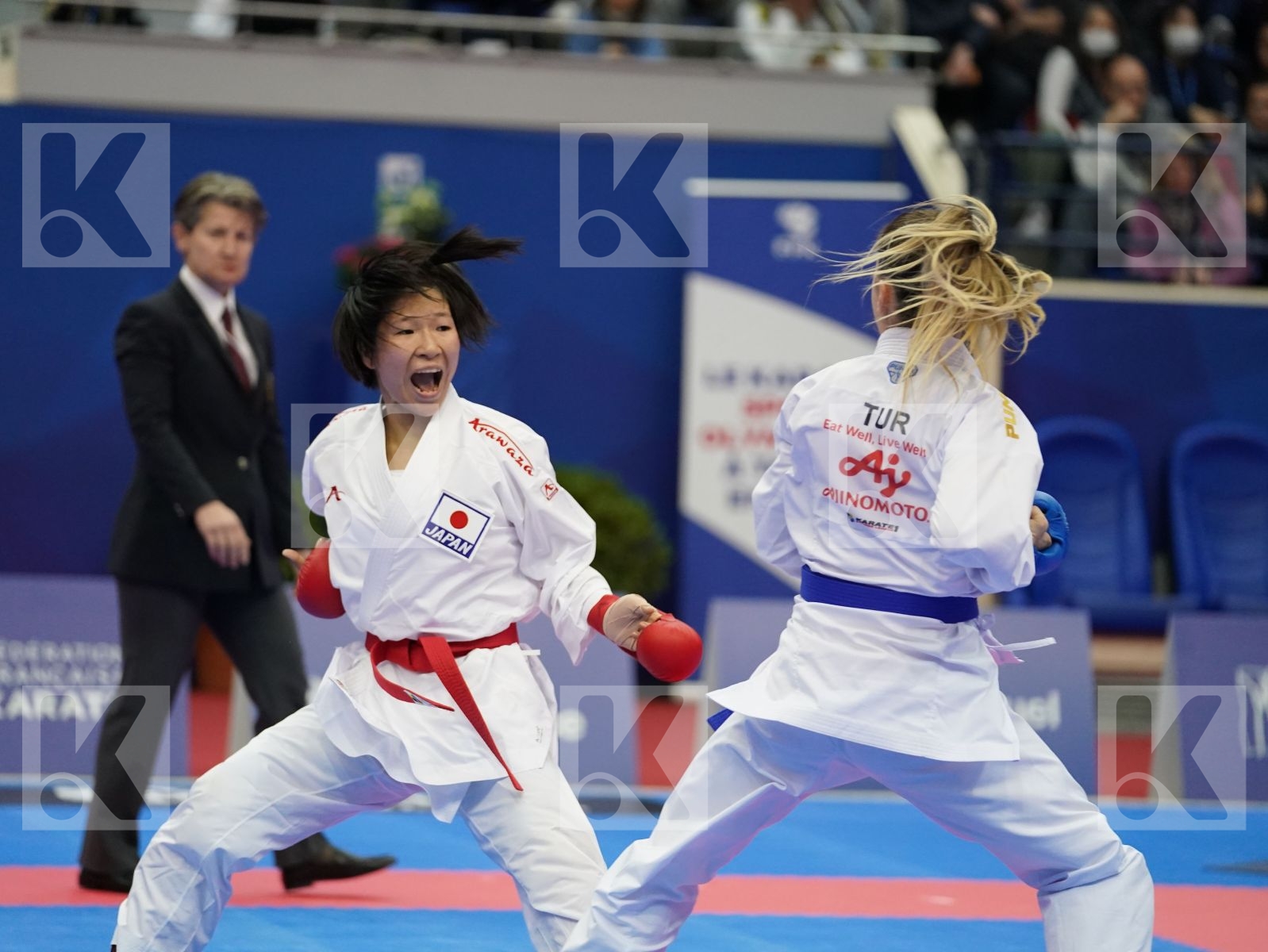 MIYAHARA MIHO (JAPAN) vs OZCELIK ARAPOGLU SERAP (TURKEY) in Senior Kumite -50 Kg - Gold bout