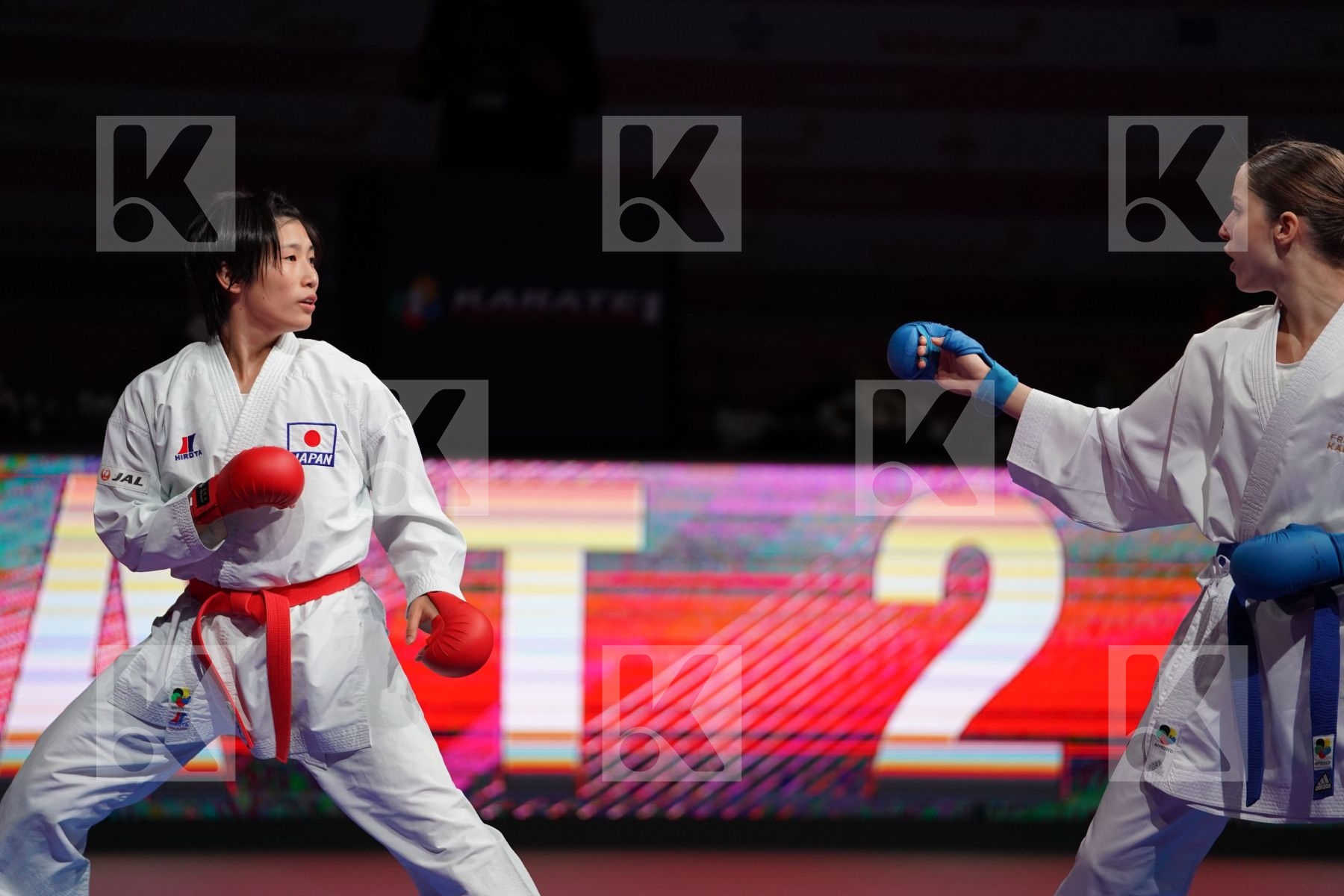 SOMEYA MAYUMI (JAPAN) VS SIVERT LAURA (FRANCE) in Senior Kumite -61 Kg - Bronze bout