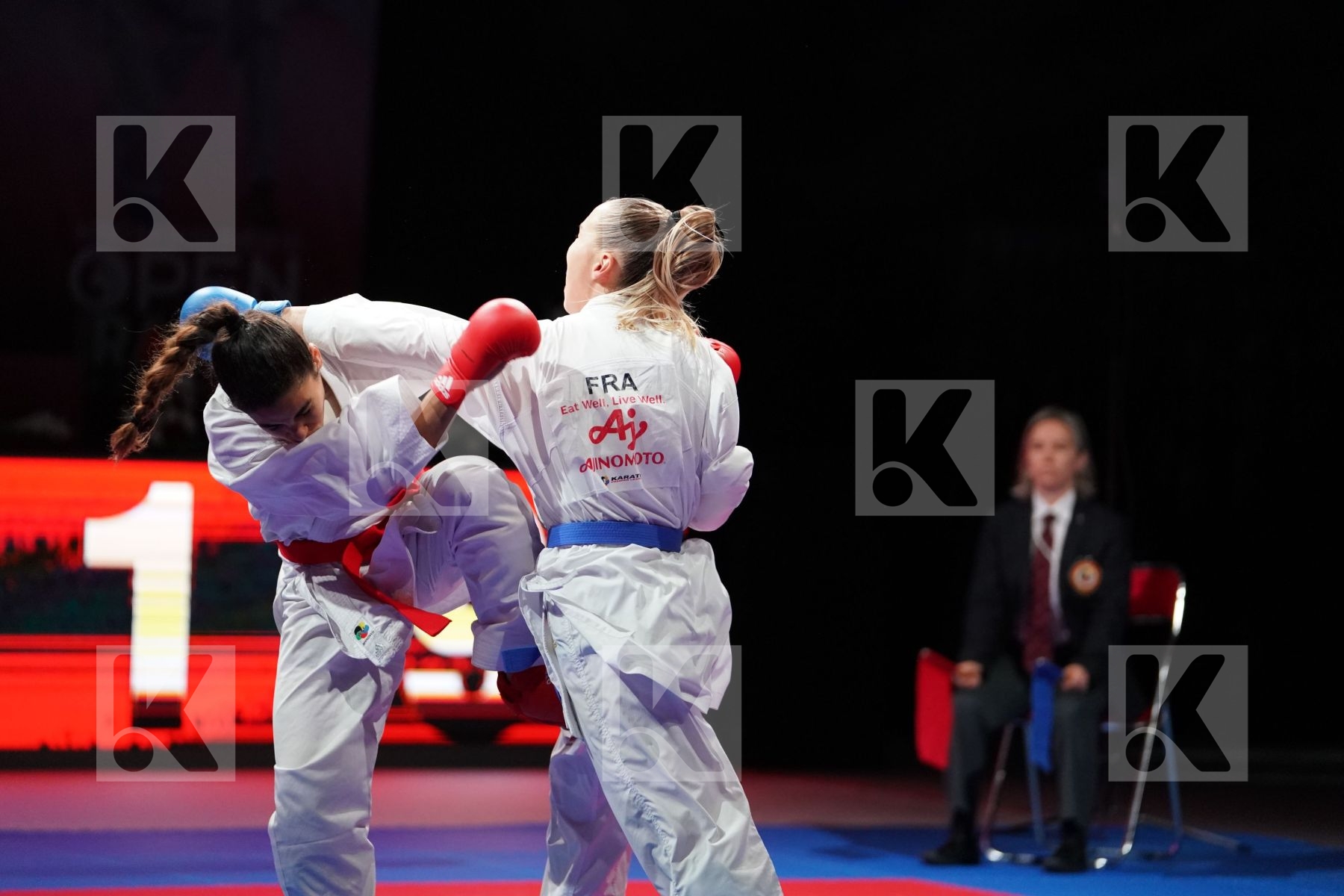 HEURTAULT LEILA (FRANCE) VS PHILIPPE GWENDOLINE (FRANCE) in Senior Kumite -61 Kg - Bronze bout