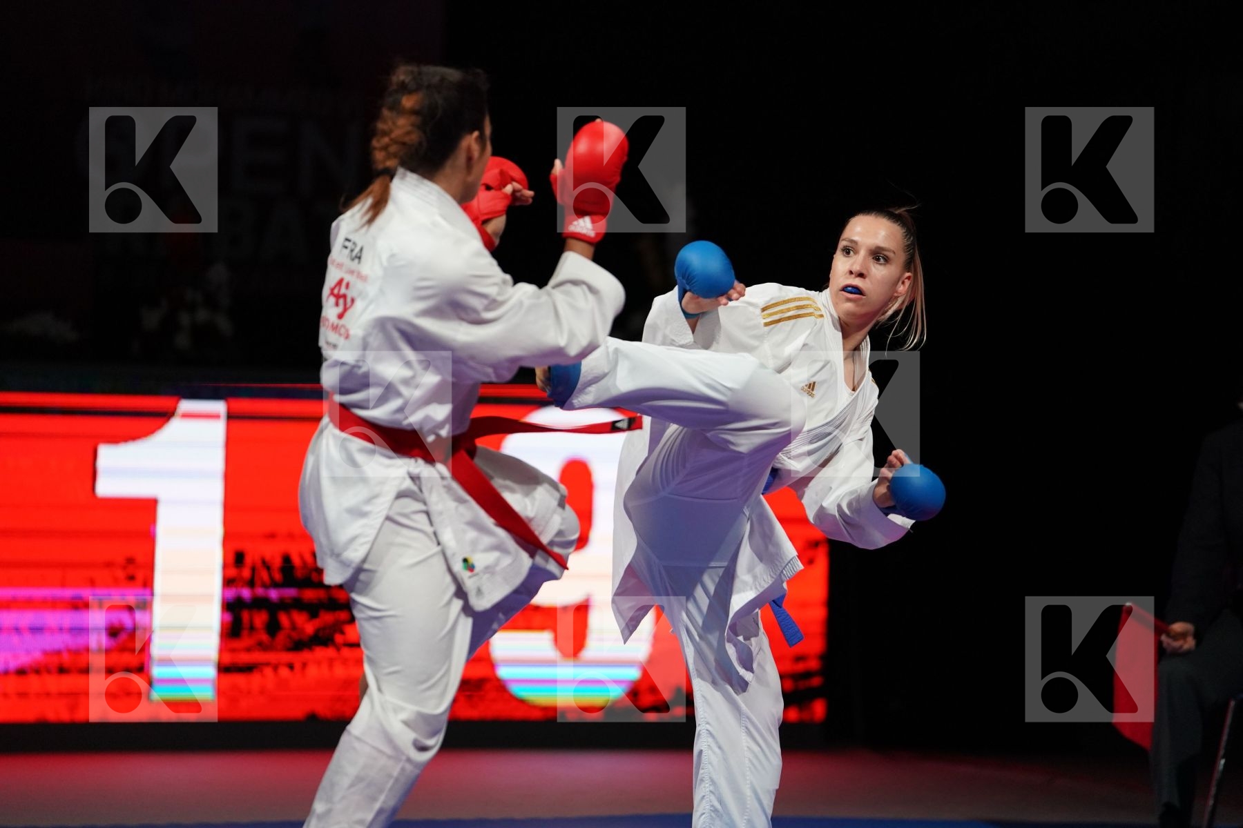 HEURTAULT LEILA (FRANCE) VS PHILIPPE GWENDOLINE (FRANCE) in Senior Kumite -61 Kg - Bronze bout