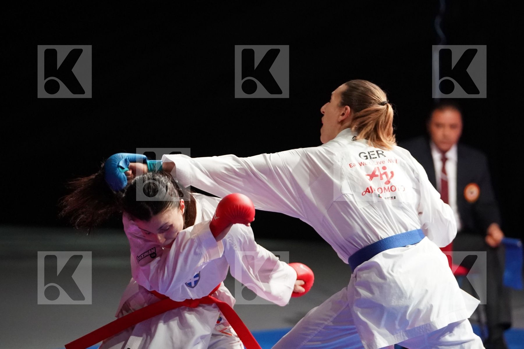 PANETSIDOU VASILIKI (GREECE) VS KNEER JOHANNA (GERMANY) in Senior Kumite -68 Kg - Bronze bout