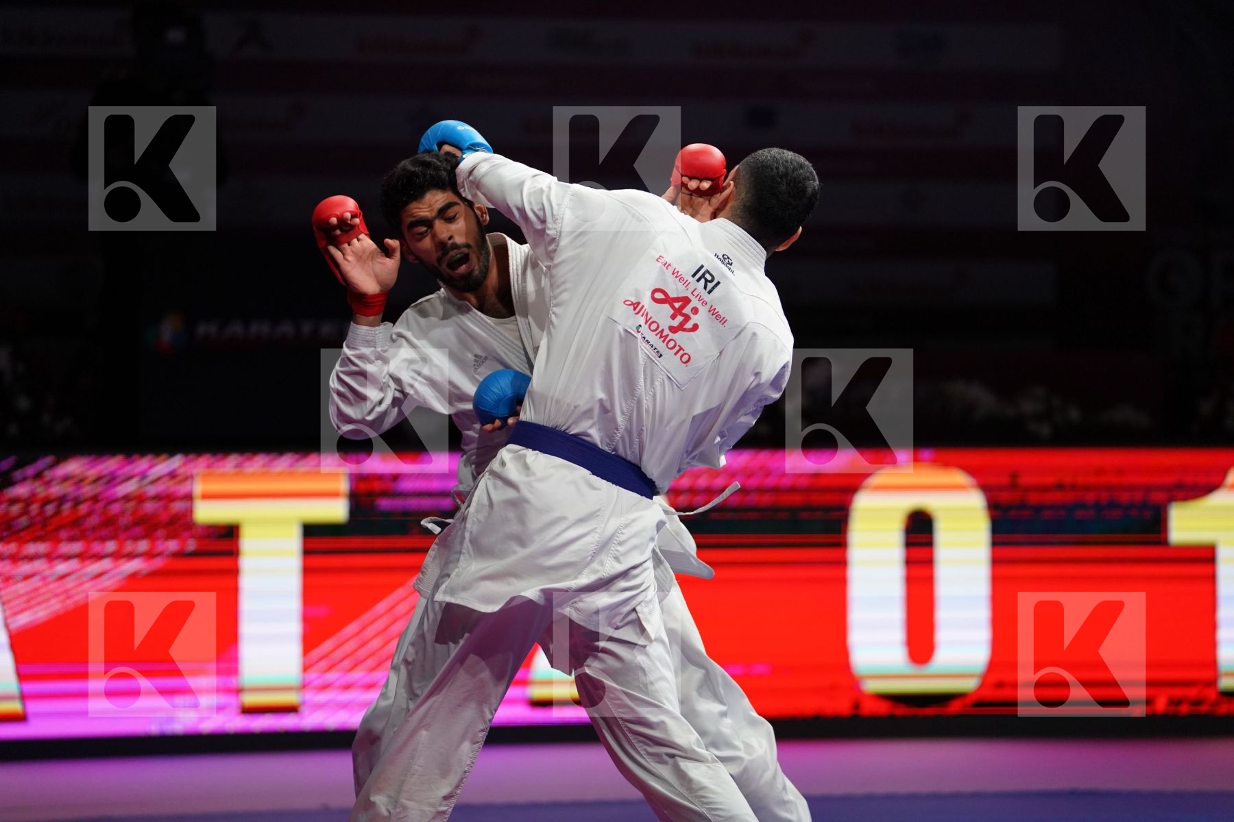 MAHMOUD TAHA TAREK (EGYPT) VS ABAZARI SALEH (IRAN) in Senior Kumite 84+ Kg - Bronze bout