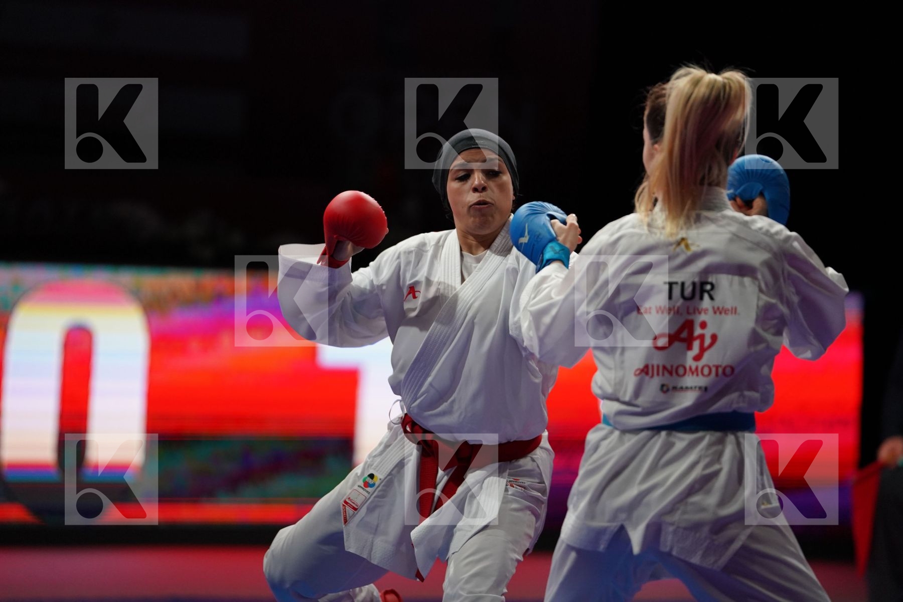 SAYED RADWA (EGYPT) VS OZCELIK ARAPOGLU SERAP (TURKEY) in Senior Kumite -50 Kg - Gold bout