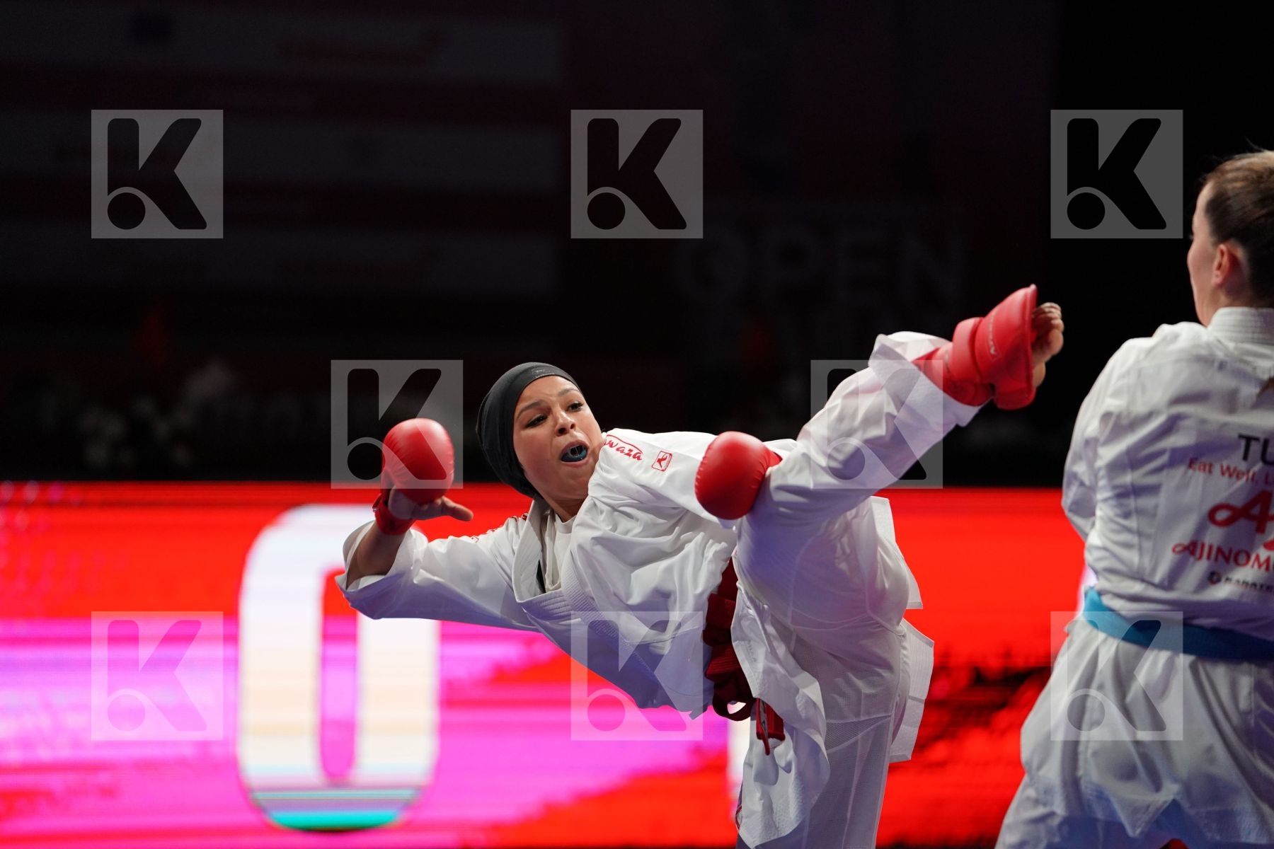 SAYED RADWA (EGYPT) VS OZCELIK ARAPOGLU SERAP (TURKEY) in Senior Kumite -50 Kg - Gold bout