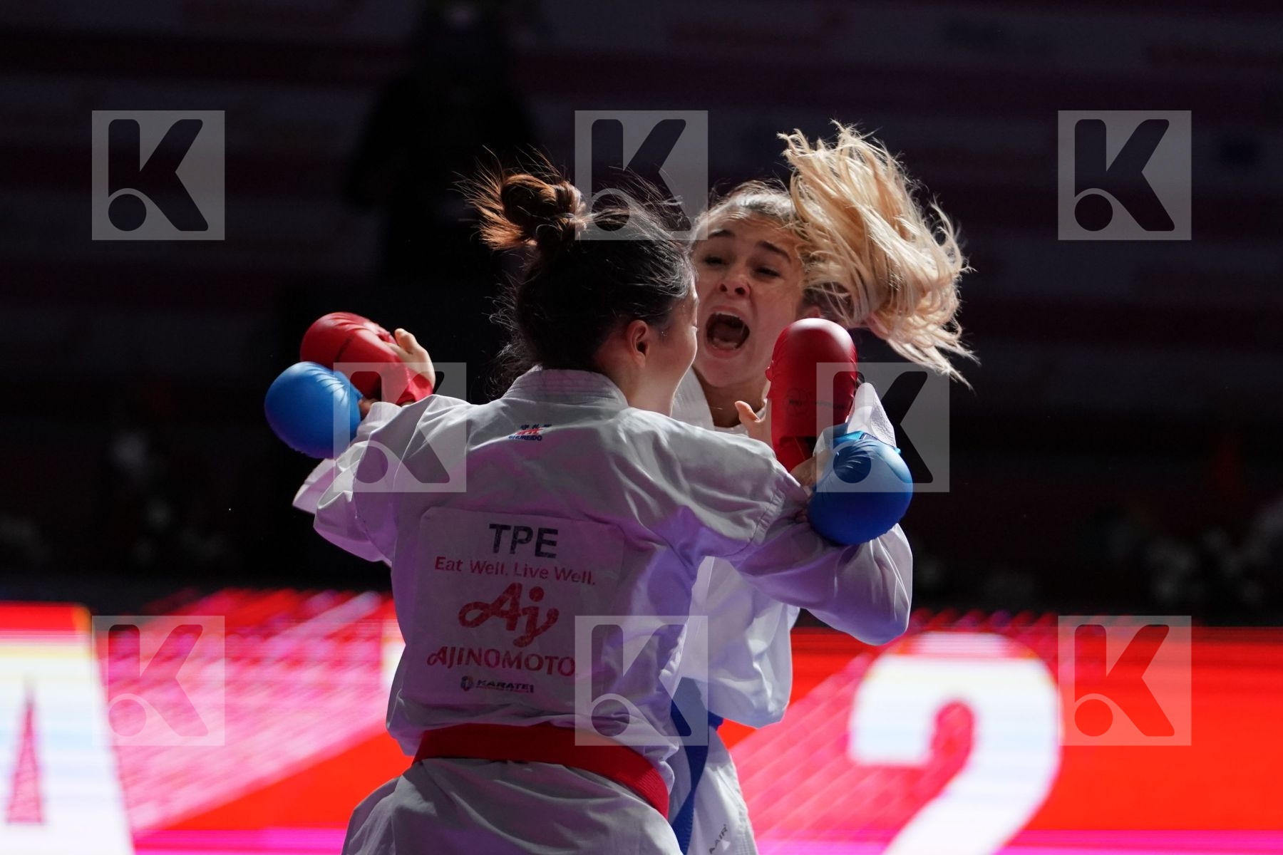 WEN TZU-YUN (CHINESE TAIPEI) VS TERLIUGA ANZHELIKA (UKRAINE) in Senior Kumite -55 Kg - Gold bout