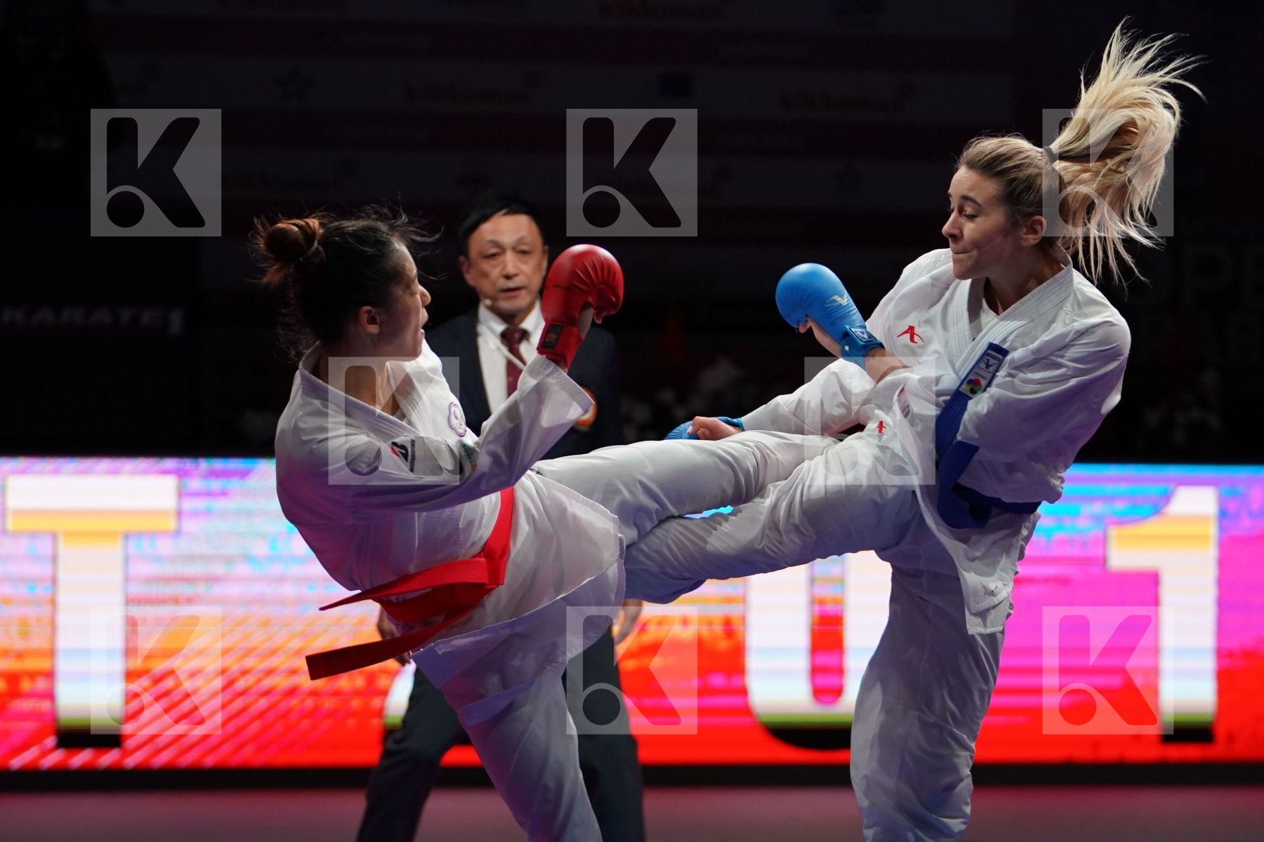 WEN TZU-YUN (CHINESE TAIPEI) VS TERLIUGA ANZHELIKA (UKRAINE) in Senior Kumite -55 Kg - Gold bout
