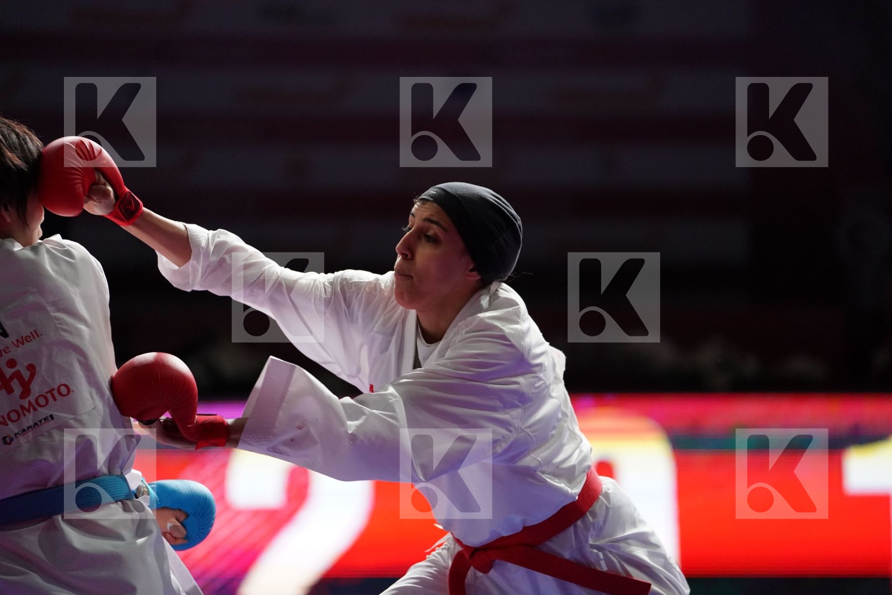 LOTFY GIANA (EGYPT) VS YIN XIAOYAN (CHINA) in Senior Kumite -61 Kg - Gold bout