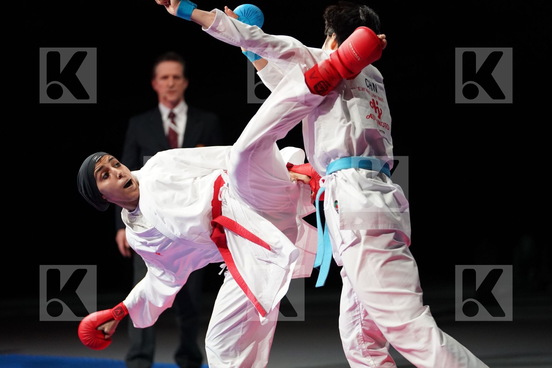 LOTFY GIANA (EGYPT) VS YIN XIAOYAN (CHINA) in Senior Kumite -61 Kg - Gold bout