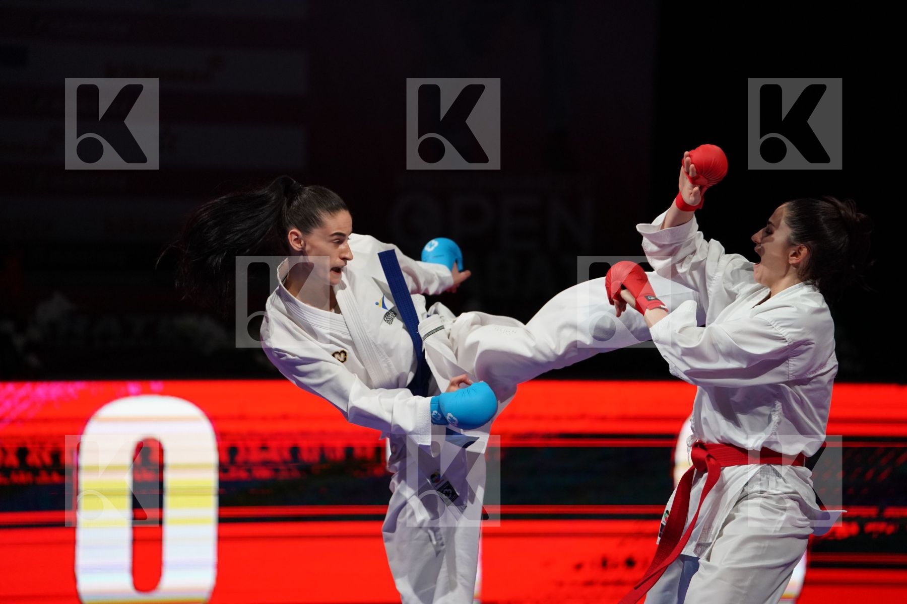 QUIRICI ELENA (SWITZERLAND) VS MELNYK HALYNA (UKRAINE) in Senior Kumite -68 Kg - Gold bout