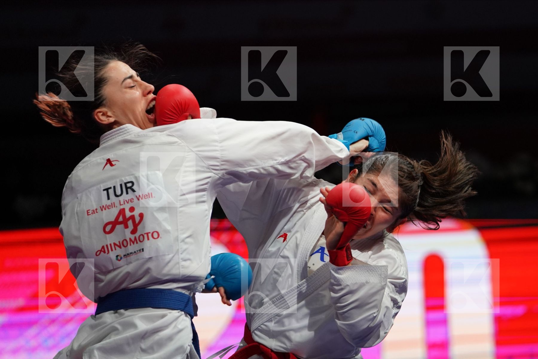 QUINTAL CATZIN GUADALUPE (MEXICO) VS HOCAOGLU MELTEM (TURKEY) in Senior Kumite 68+ Kg - Gold bout