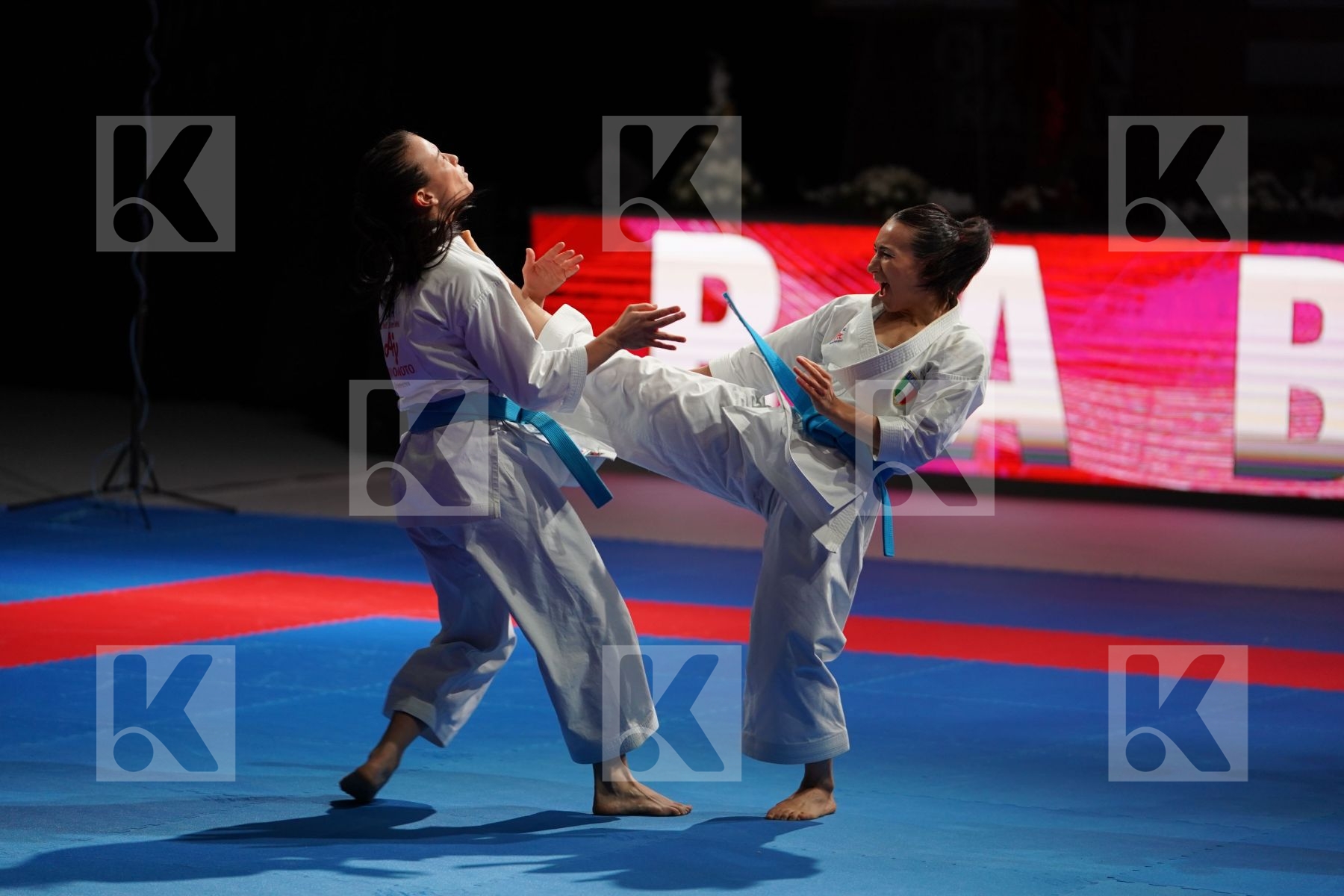 ITALY (CASALE, D ONOFRIO, PEZZETTI) in Senior Team Female Kata - Gold bout