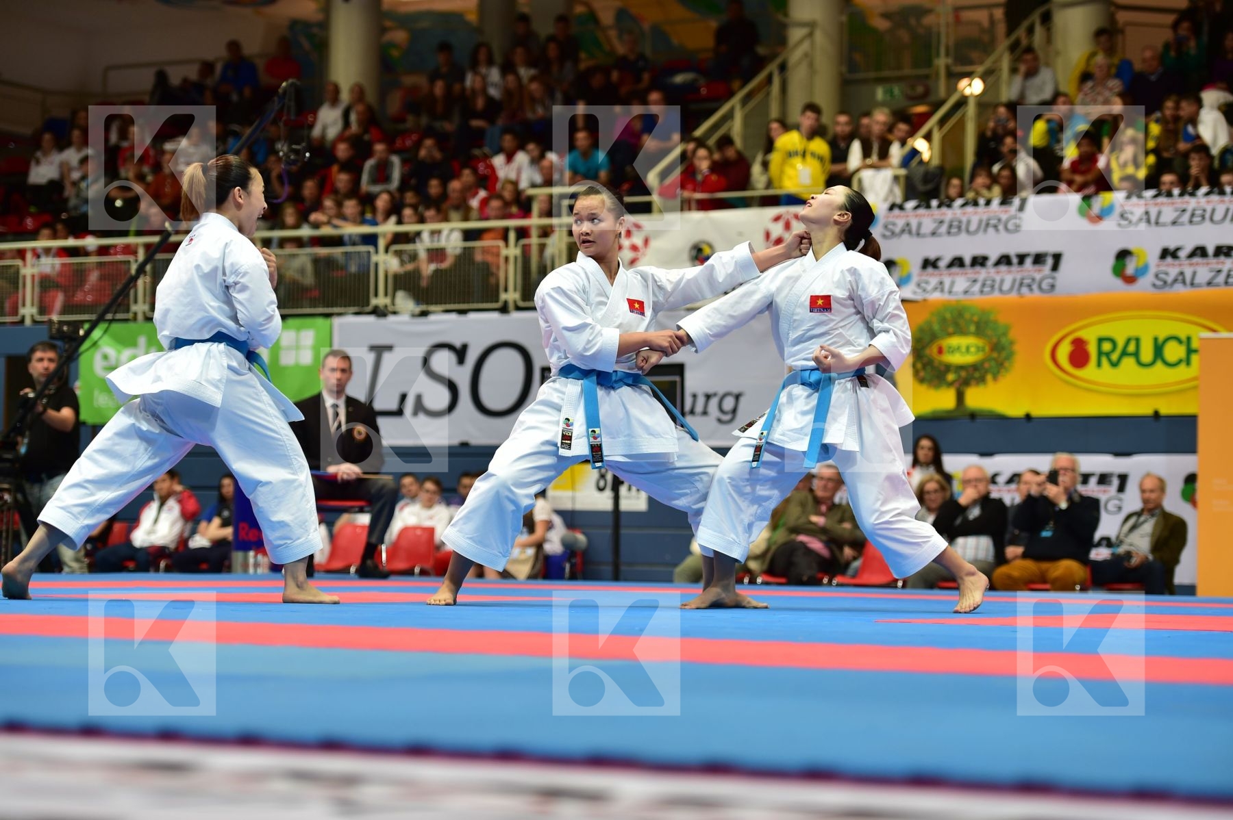 female team kata Shureido vietnam