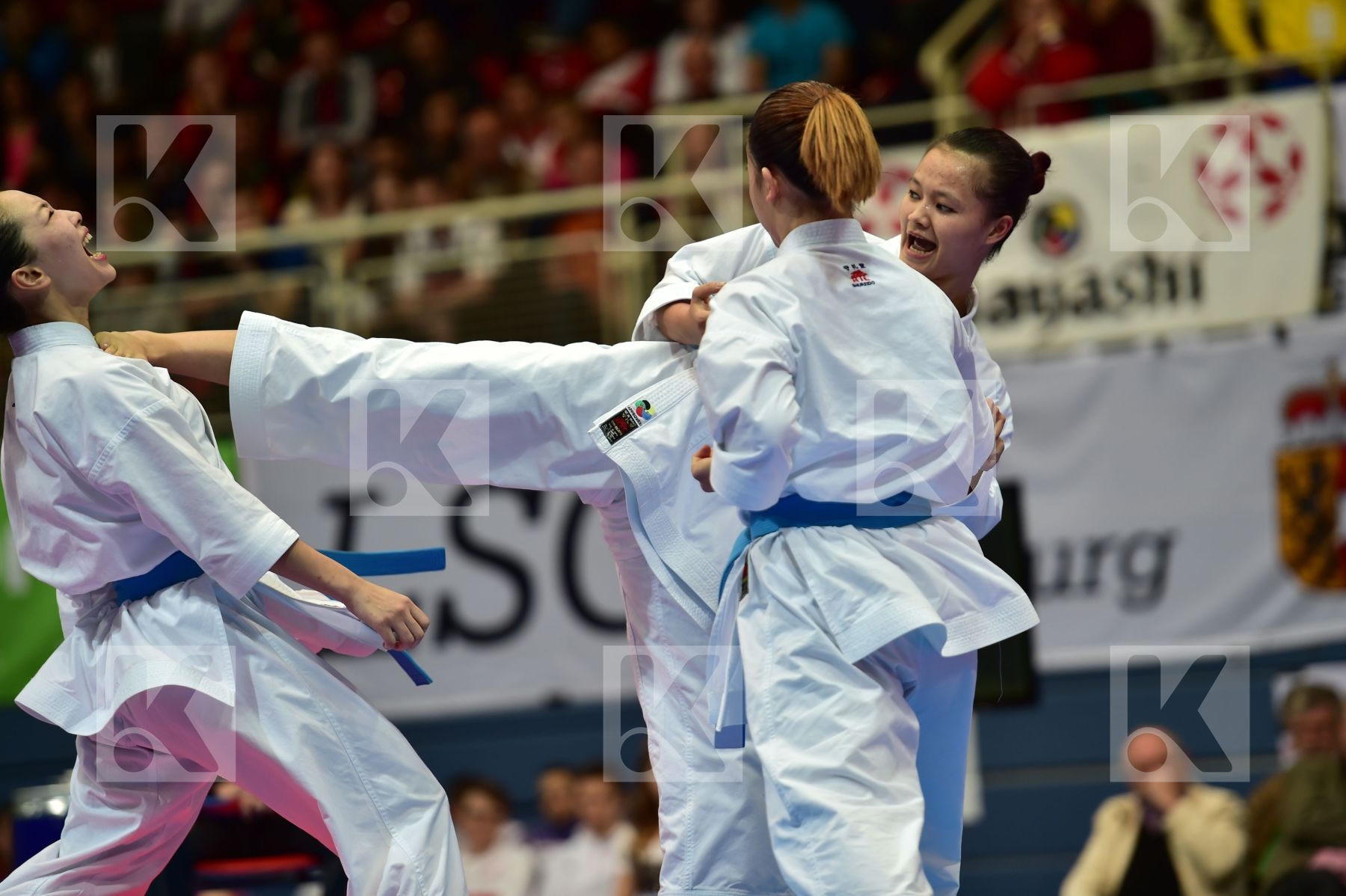 female team kata Shureido vietnam