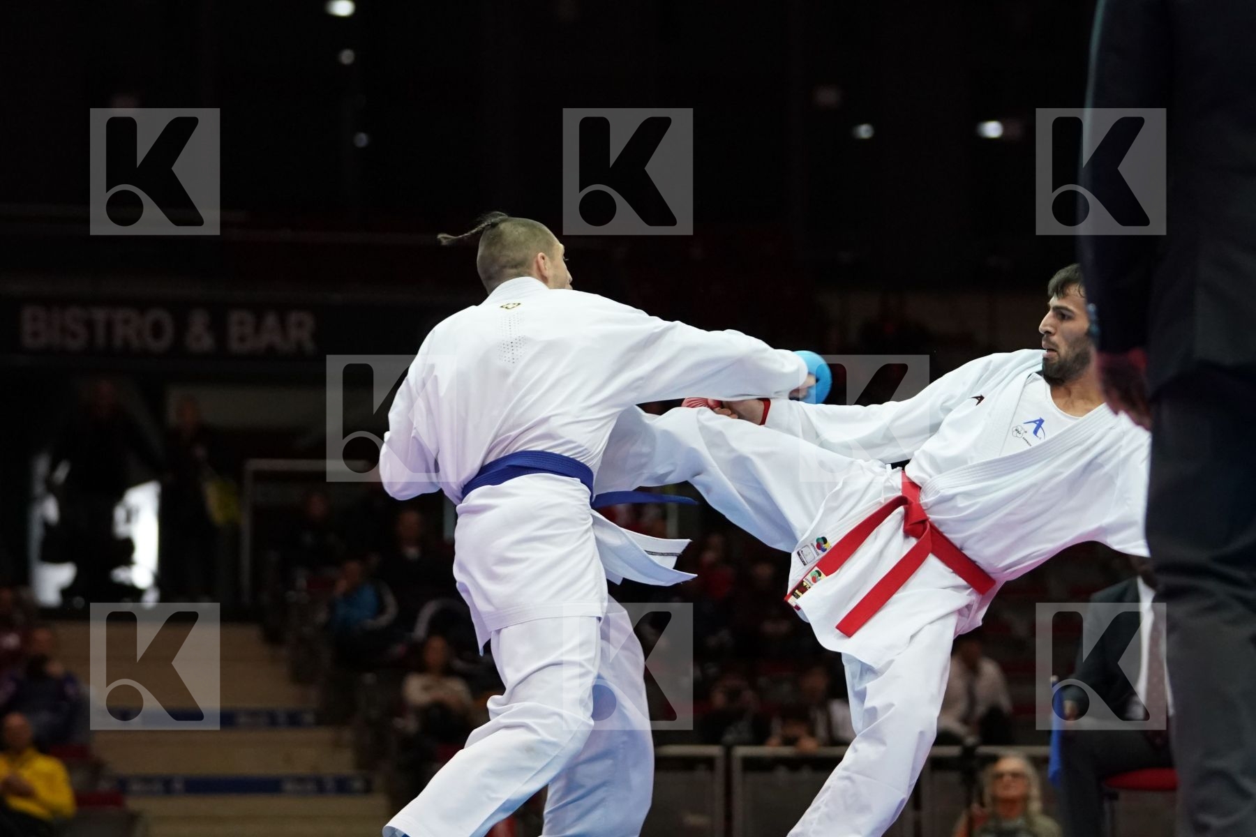 BAHMAN ASGARI GHONCHEH  (ISLAMIC REPUBLIC OF IRAN) VS STANISLAV HORUNA (UKRAINE) in Senior Kumite -75 Kg - Bronze bout
