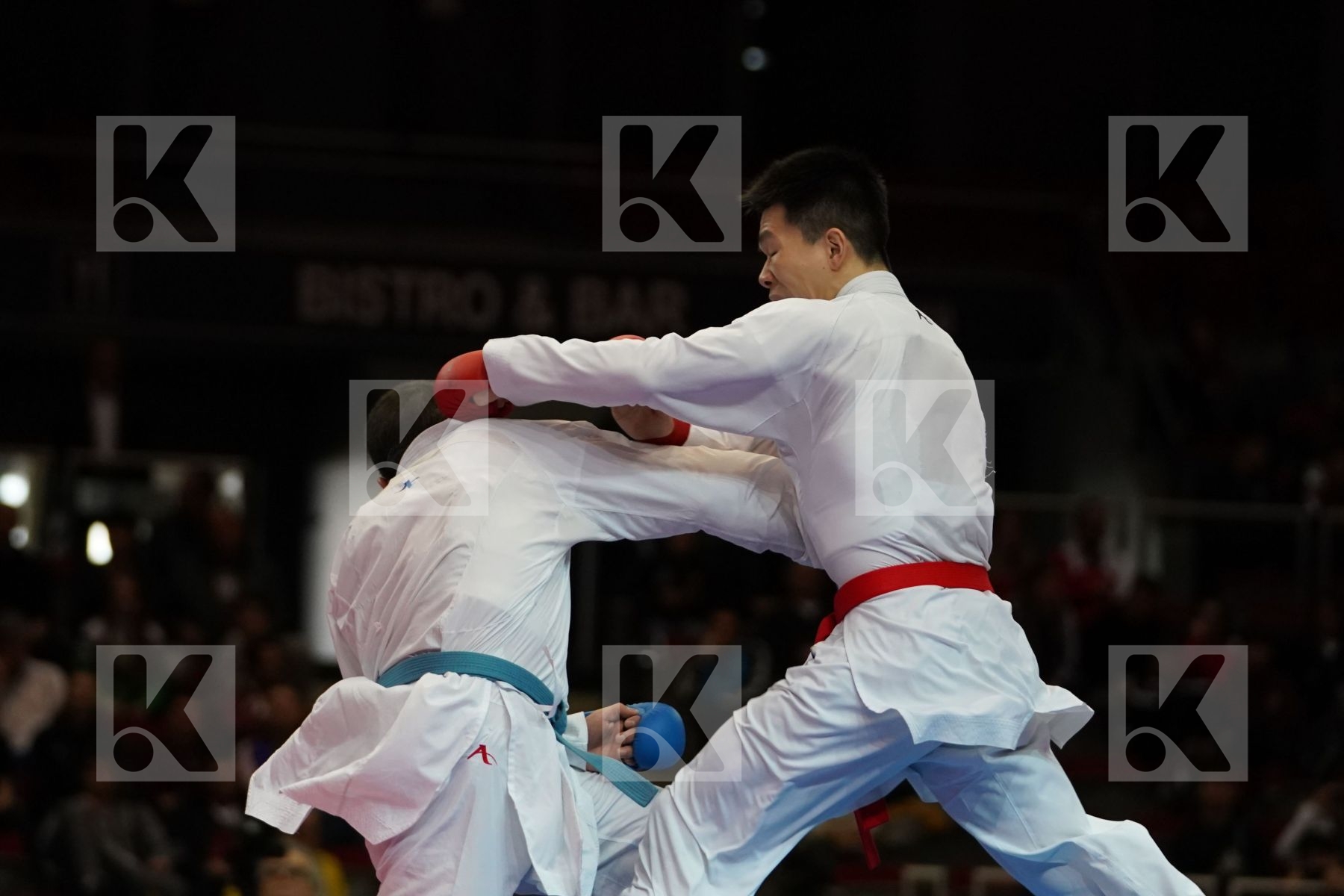 WEI-CHUN HSU (CHINESE TAIPEI) VS GERMAN CHARPENTIER (CHILE) in Senior Kumite -75 Kg - Bronze bout