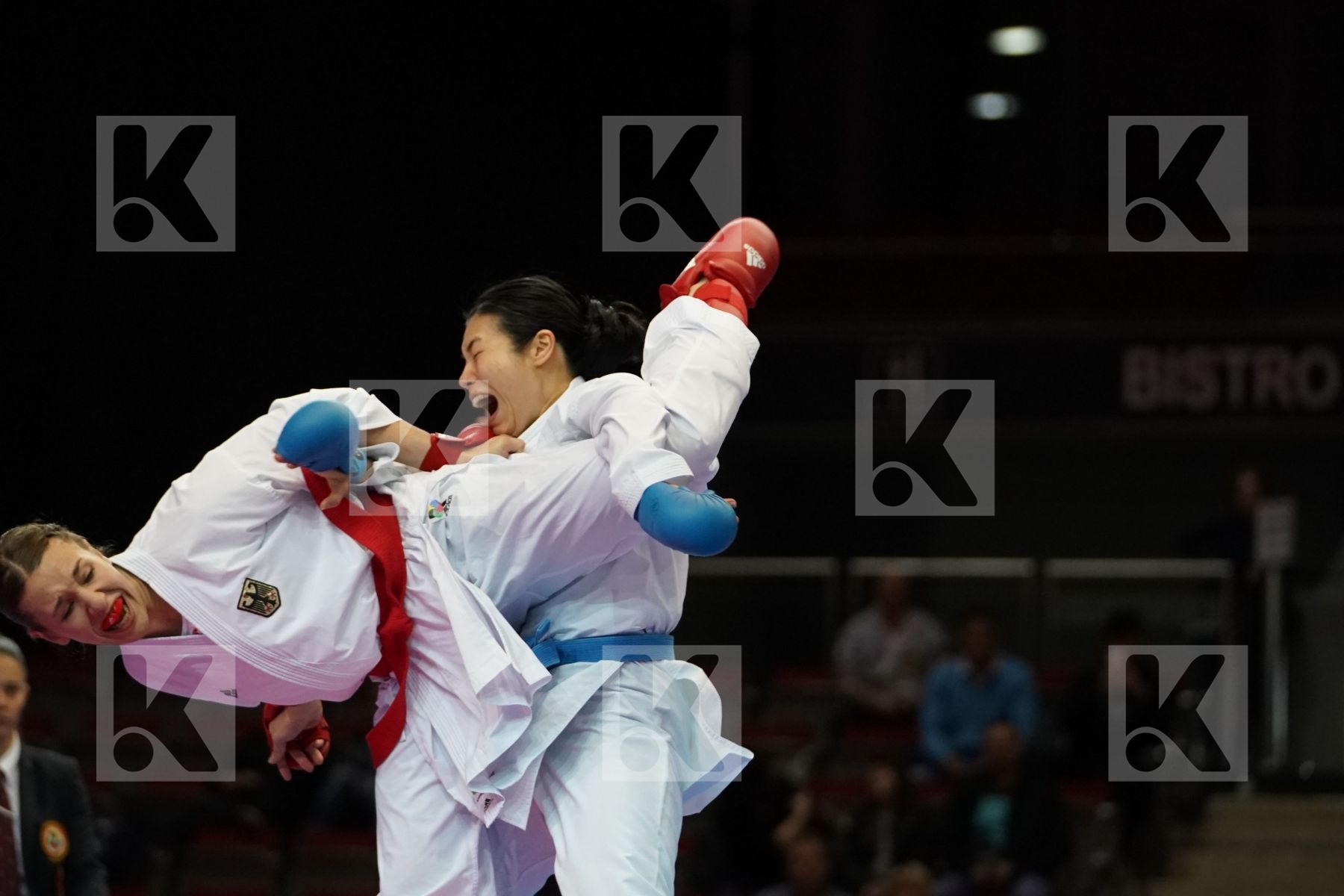 JOHANNA KNEER (GERMANY) VS KAYO SOMEYA (JAPAN) in Senior Kumite -68 Kg - Bronze bout