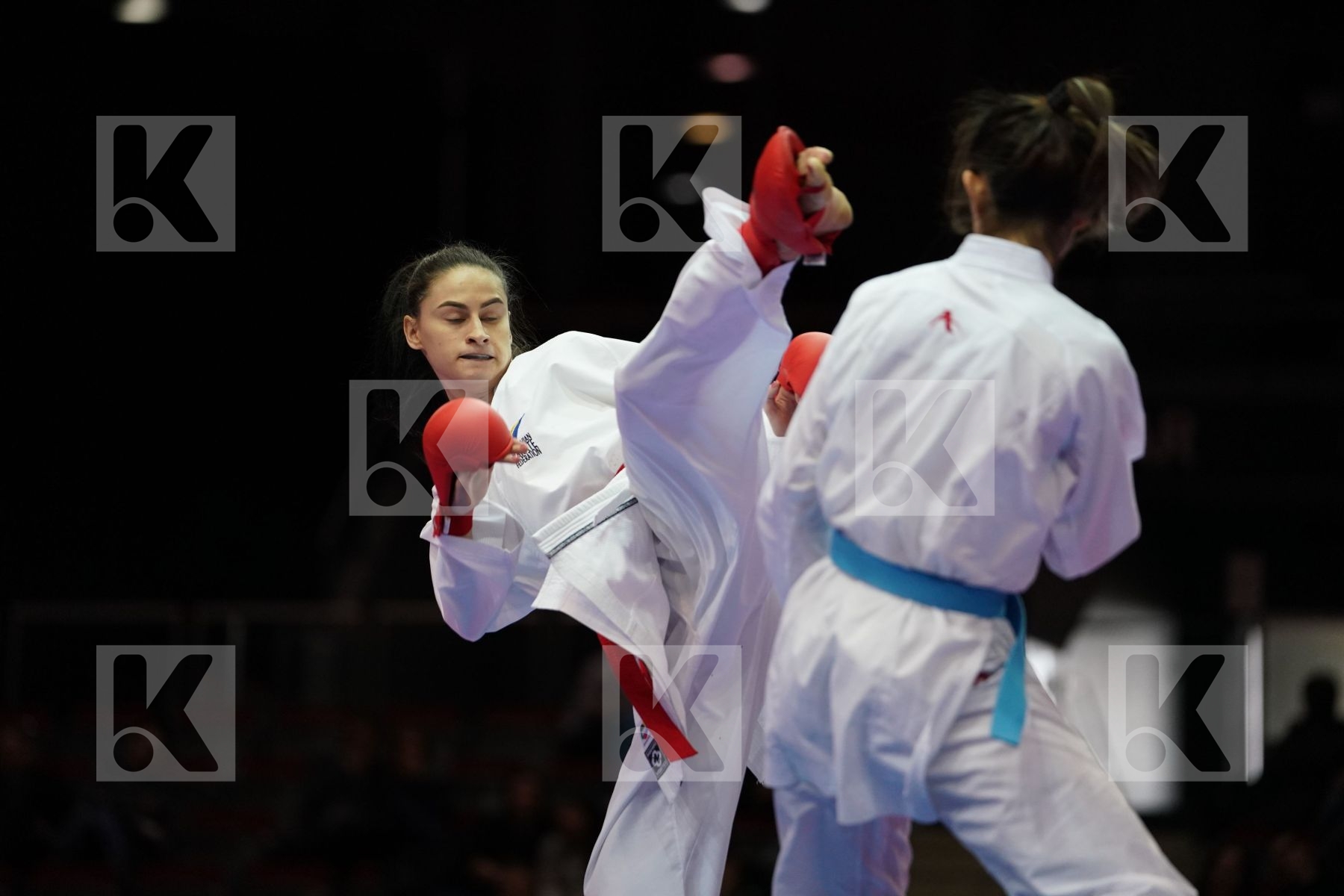 HALYNA MELNYK (UKRAINE) VS GONG LI (CHN) in Senior Kumite -68 Kg - Bronze bout