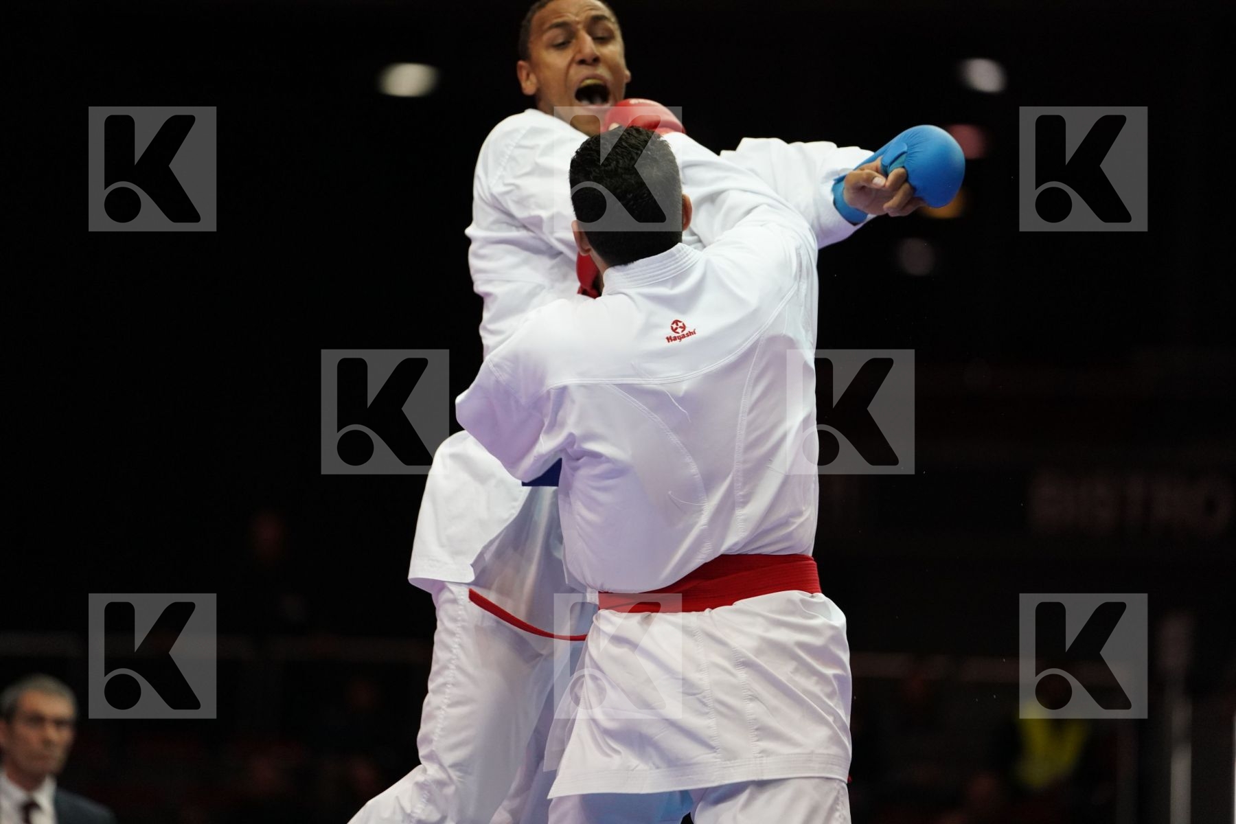 SAMAN HEYDARI  (ISLAMIC REPUBLIC OF IRAN) VS JONATHAN HORNE (GERMANY) in Senior Kumite 84+ Kg - Bronze bout