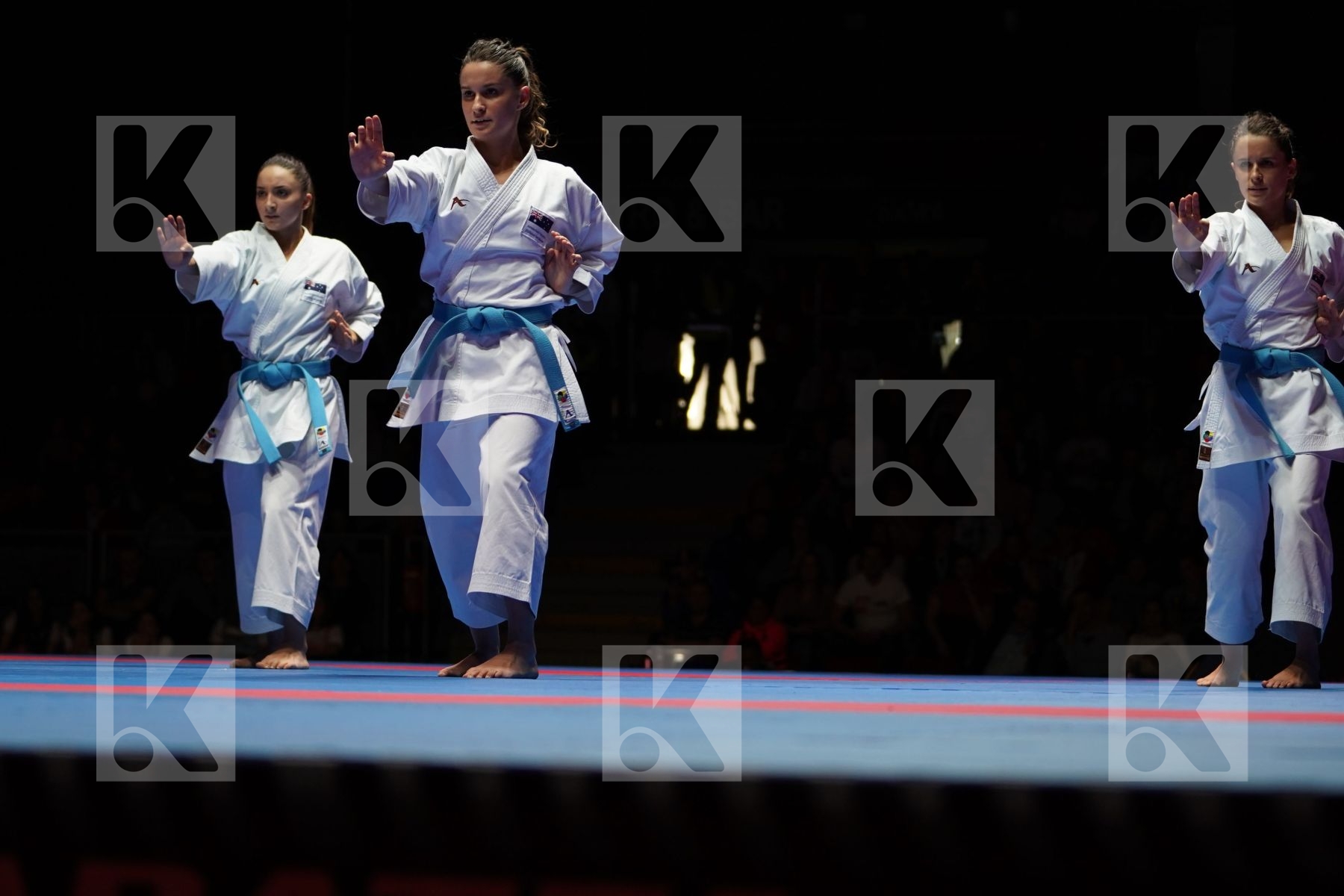 AUSTRALIA (DIMOSKA, DIMOSKA, KAMCHESKA) in Senior Team Female Kata - Gold bout