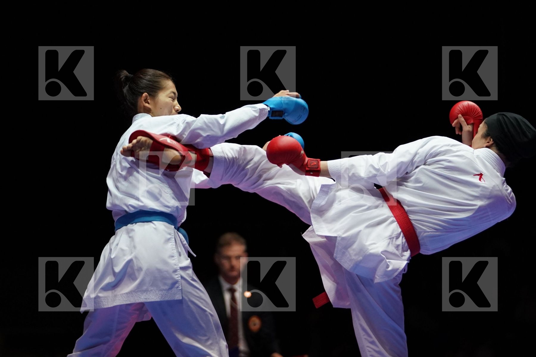SARA BAHMANYAR (ISLAMIC REPUBLIC OF IRAN) VS AYAKA TADANO (JAPAN) in Senior Kumite -50 Kg - Gold bout