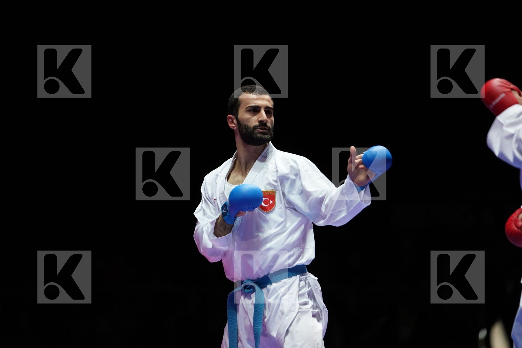 MAHDI KHODABAKHSHI (ISLAMIC REPUBLIC OF IRAN) VS UGUR AKTAS (TURKEY) in Senior Kumite 84+ Kg - Gold bout