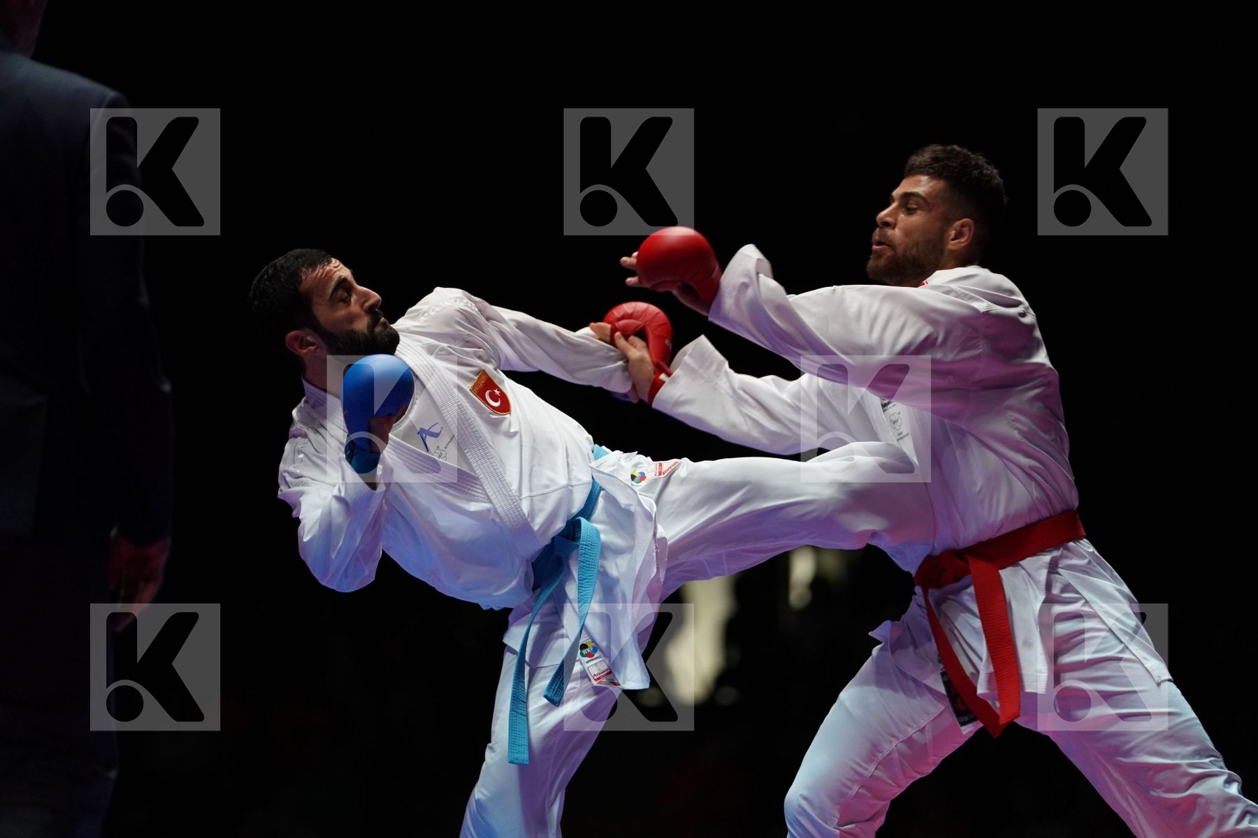 MAHDI KHODABAKHSHI (ISLAMIC REPUBLIC OF IRAN) VS UGUR AKTAS (TURKEY) in Senior Kumite 84+ Kg - Gold bout