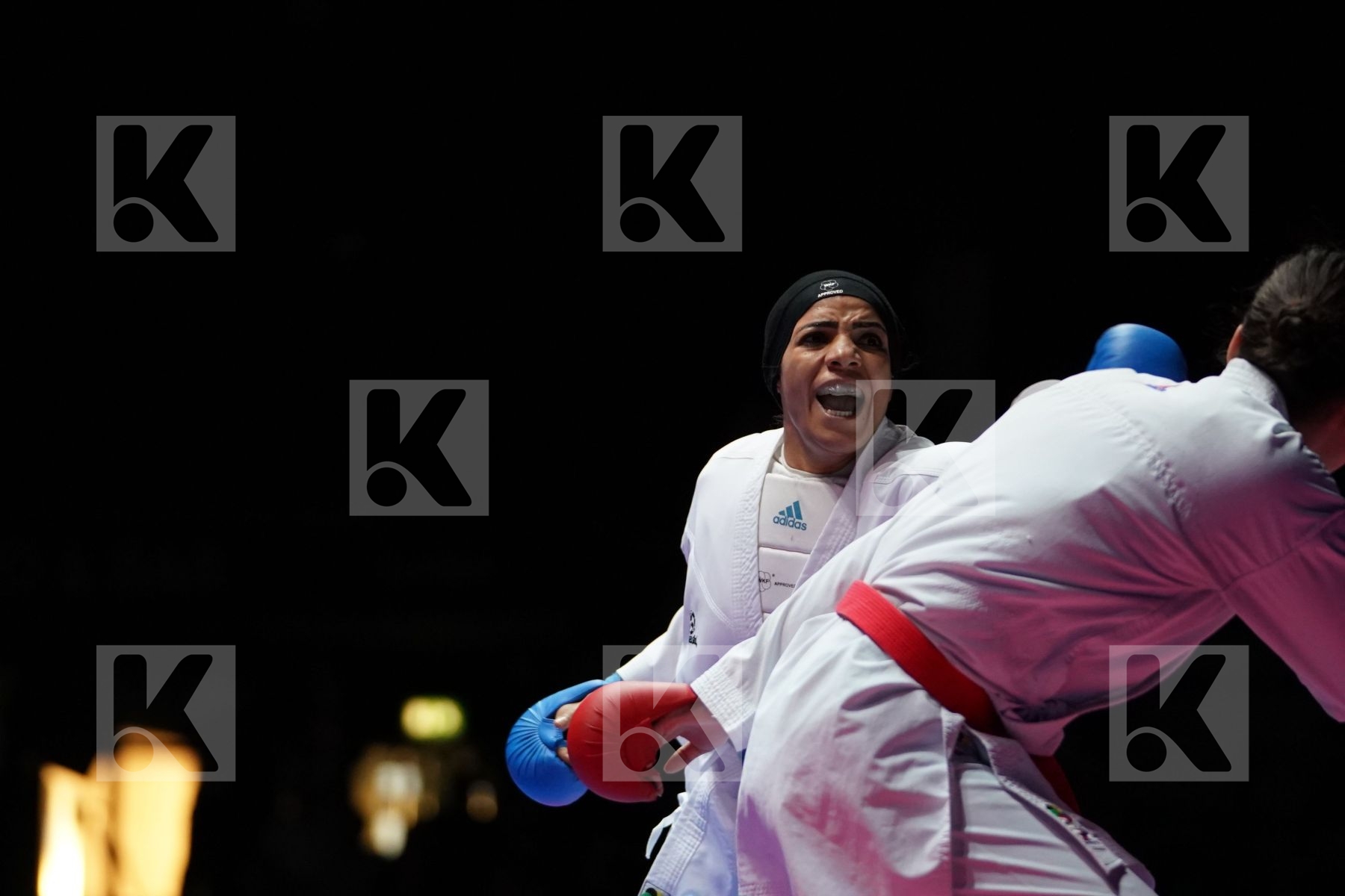 AYAKA SAITO (JAPAN) VS SHYMAA ABOUALYAZED (EGYPT) in Senior Kumite 68+ Kg - Gold bout