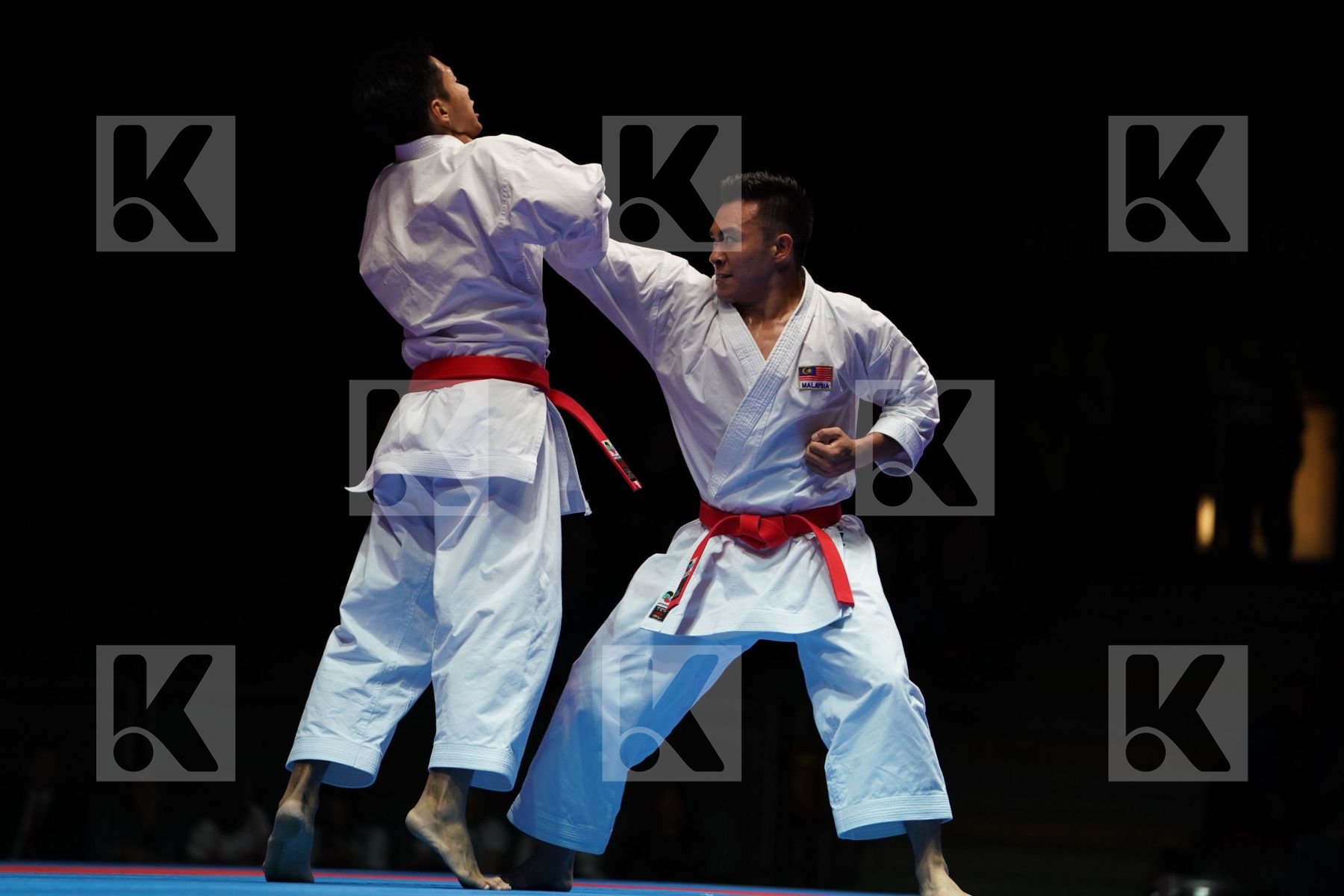 MALAYSIA (HOE, LEONG, OH THENG WEI) in Senior Team Male Kata - Gold bout