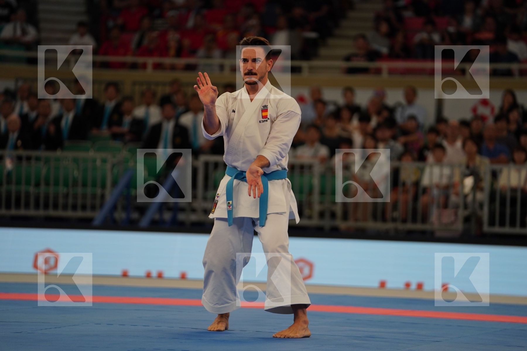 QUINTERO DAMIAN (SPAIN) in Senior Male Kata - Bronze bout