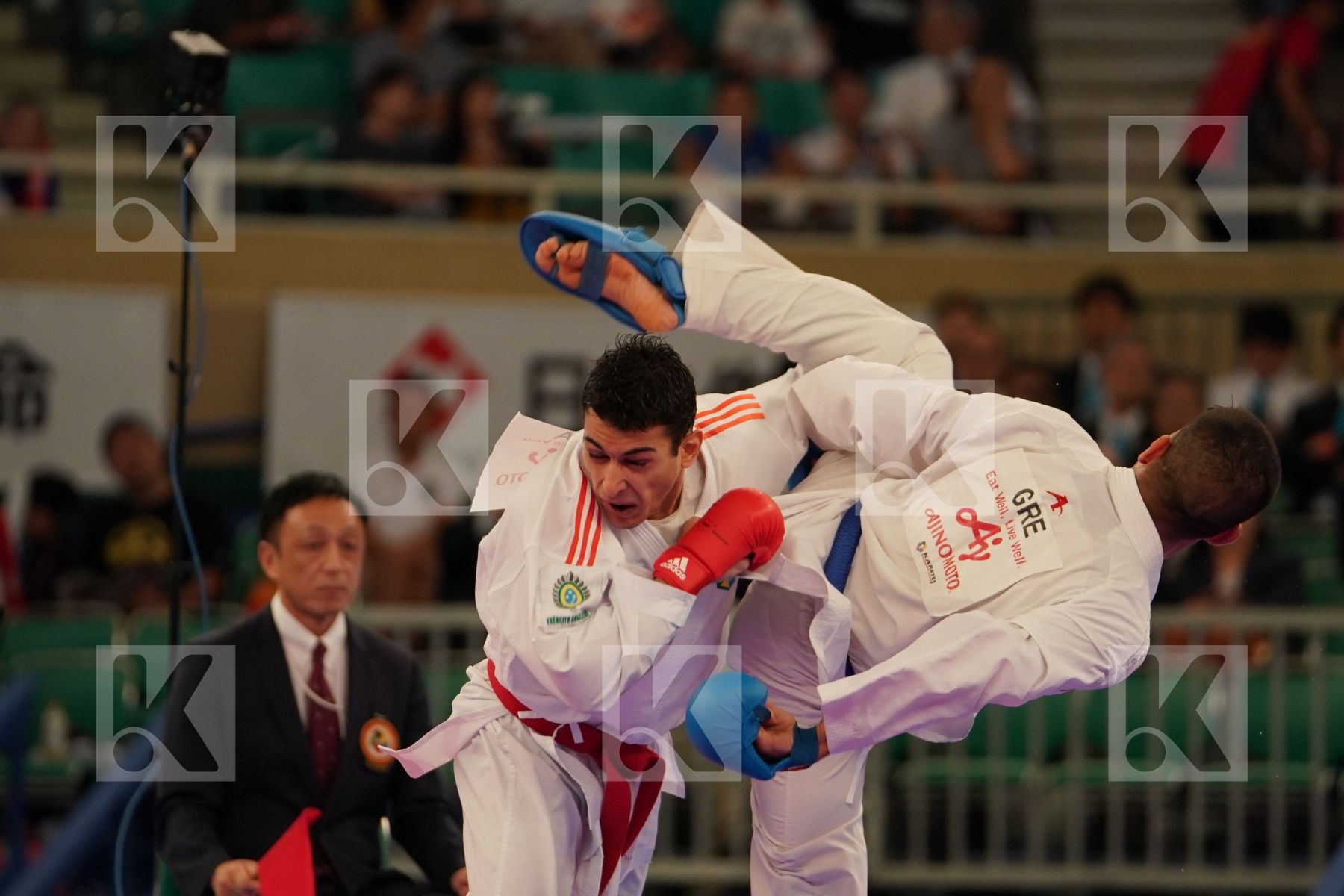 FIGUEIRA VINICIUS (BRAZIL) vs XENOS DIONYSIOS (GREECE) in Senior Kumite -67 Kg - Bronze bout