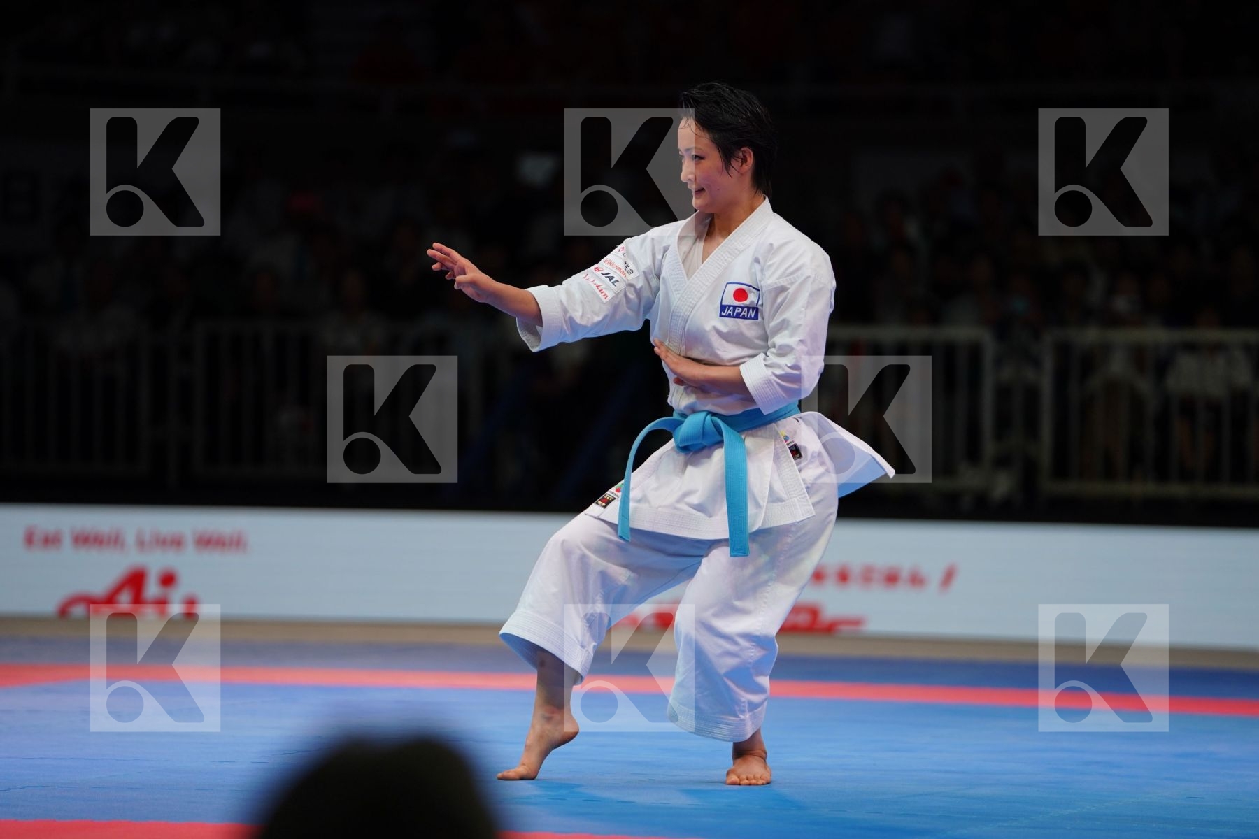 SHIMIZU KIYOU (JAPAN) in Senior Female Kata - Gold bout