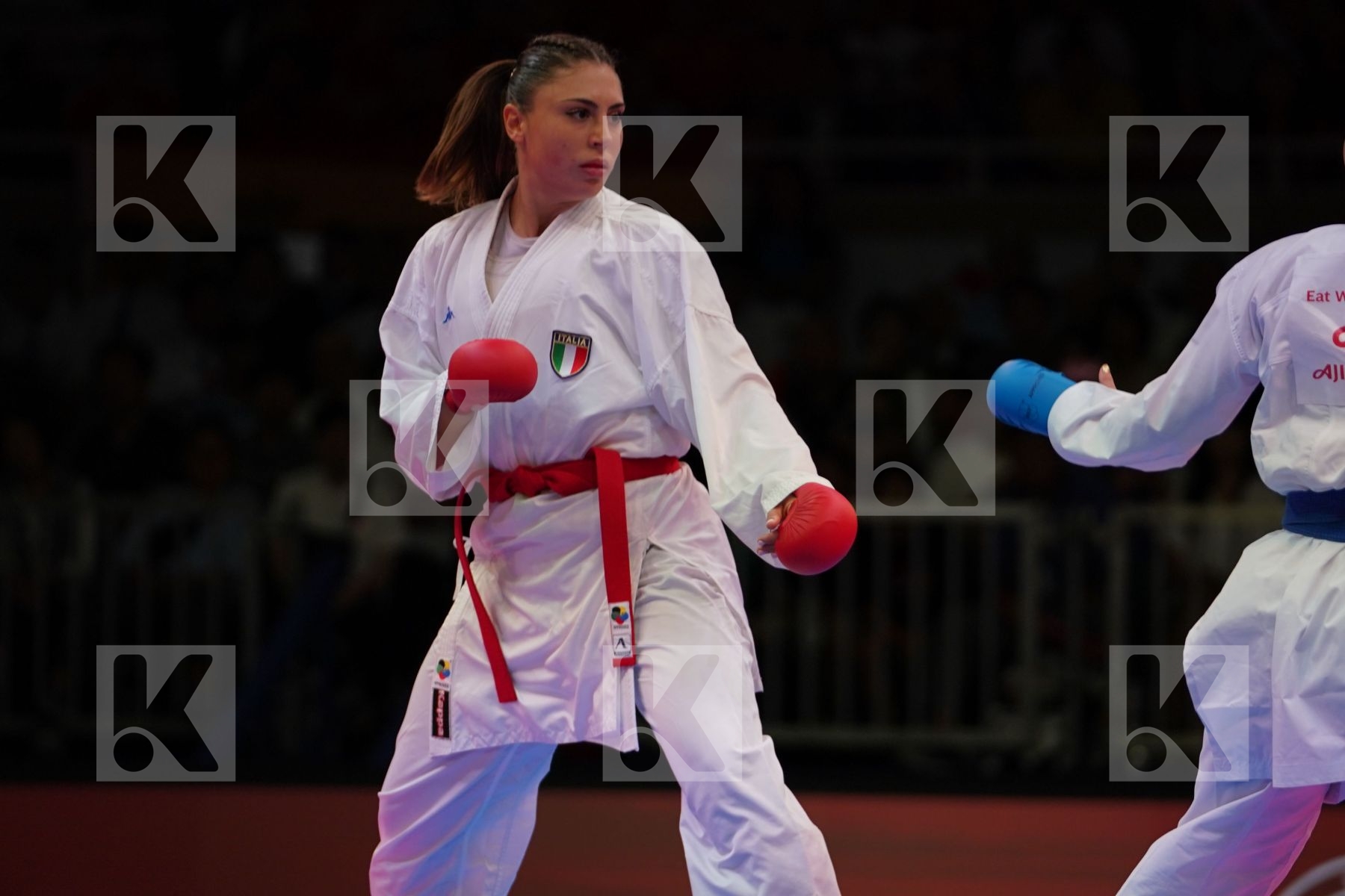 FERRACUTI CLIO (ITALY) vs UEKUSA AYUMI (JAPAN) in Senior Kumite 68+ Kg - Gold bout