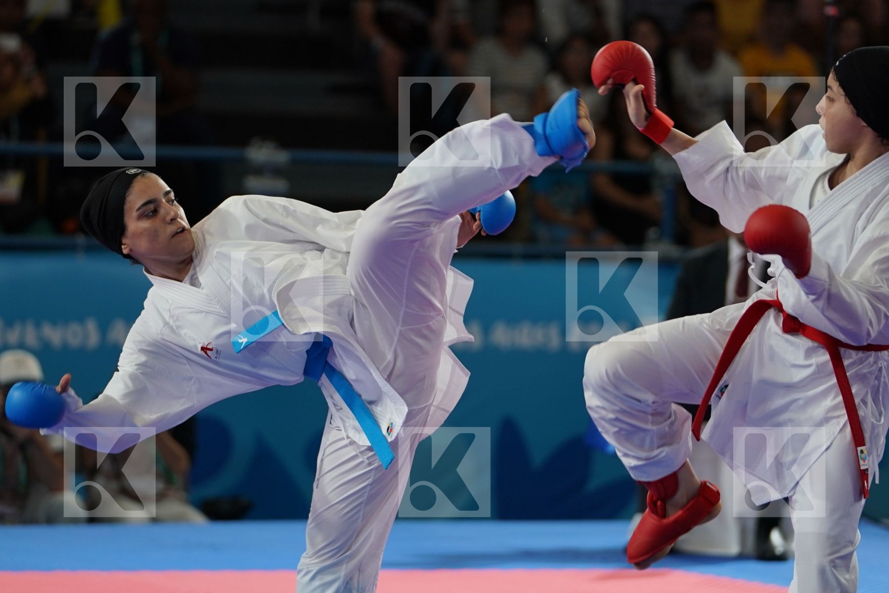 YASMIN NASR (EGYPT) vs FATEMEH KONAKDARTARSI (IRAN) in Junior Kumite Female -53Kg - Semifinal